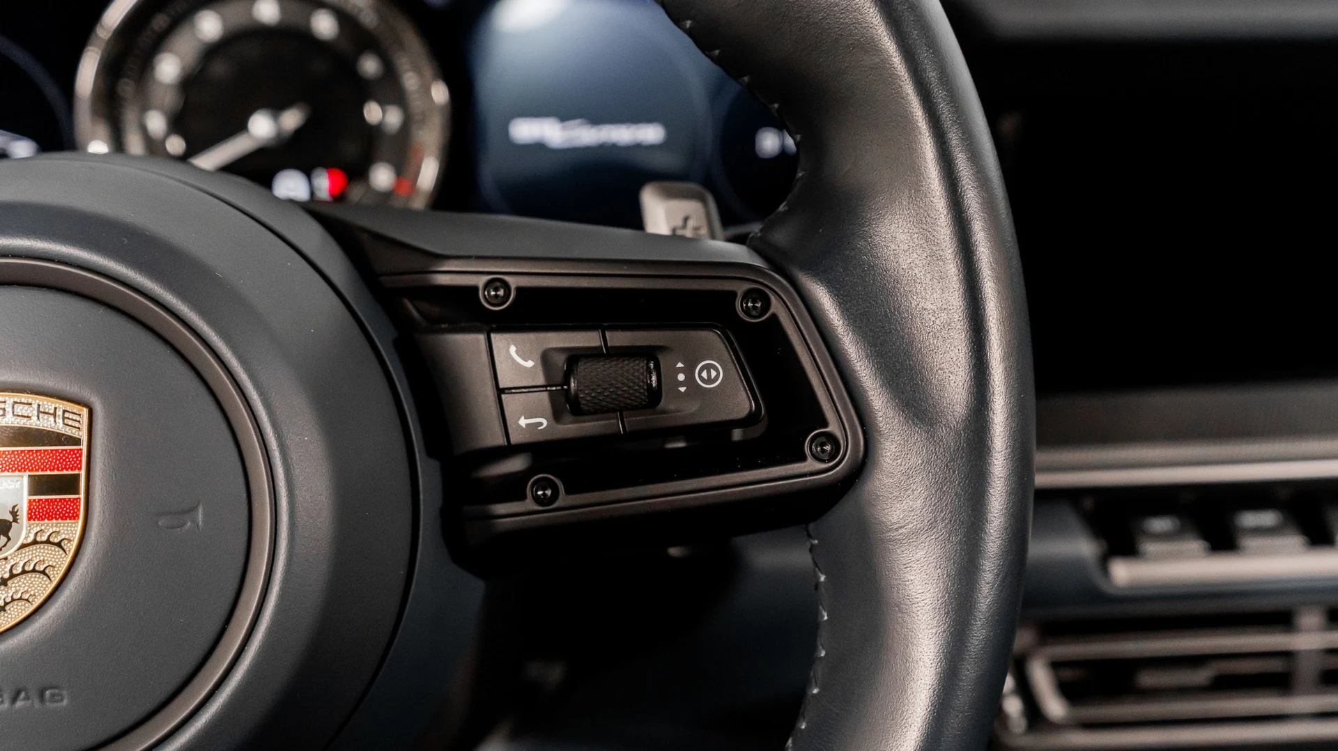 mph049_3045210232_content_homenetiol_com_2001243_2130496_0x0_94b79f12831f4325b4e18531797d31c0_2243532637