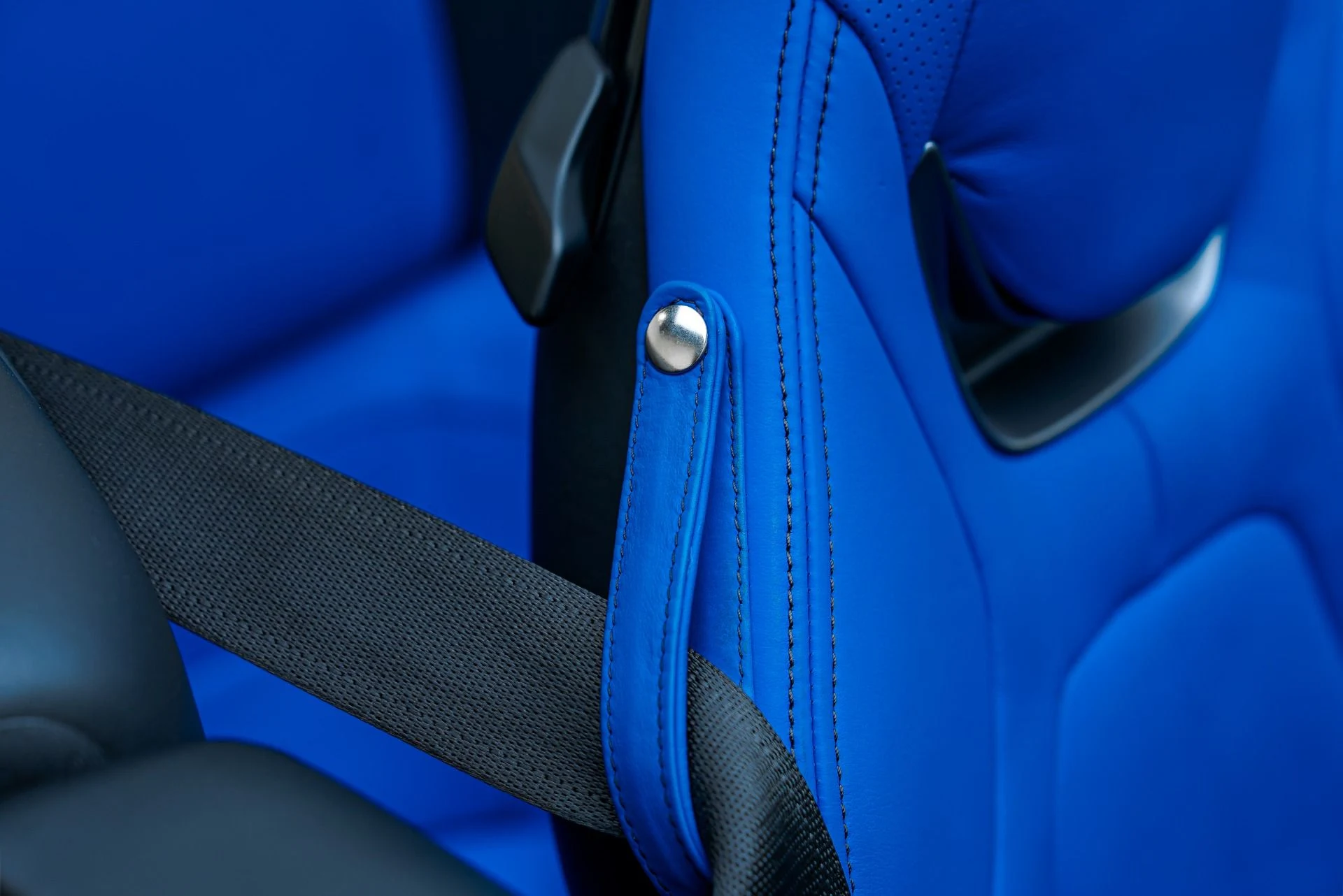 mph049_3071777622_Used_2019_Ferrari_Portofino_1788478084_f628b20729