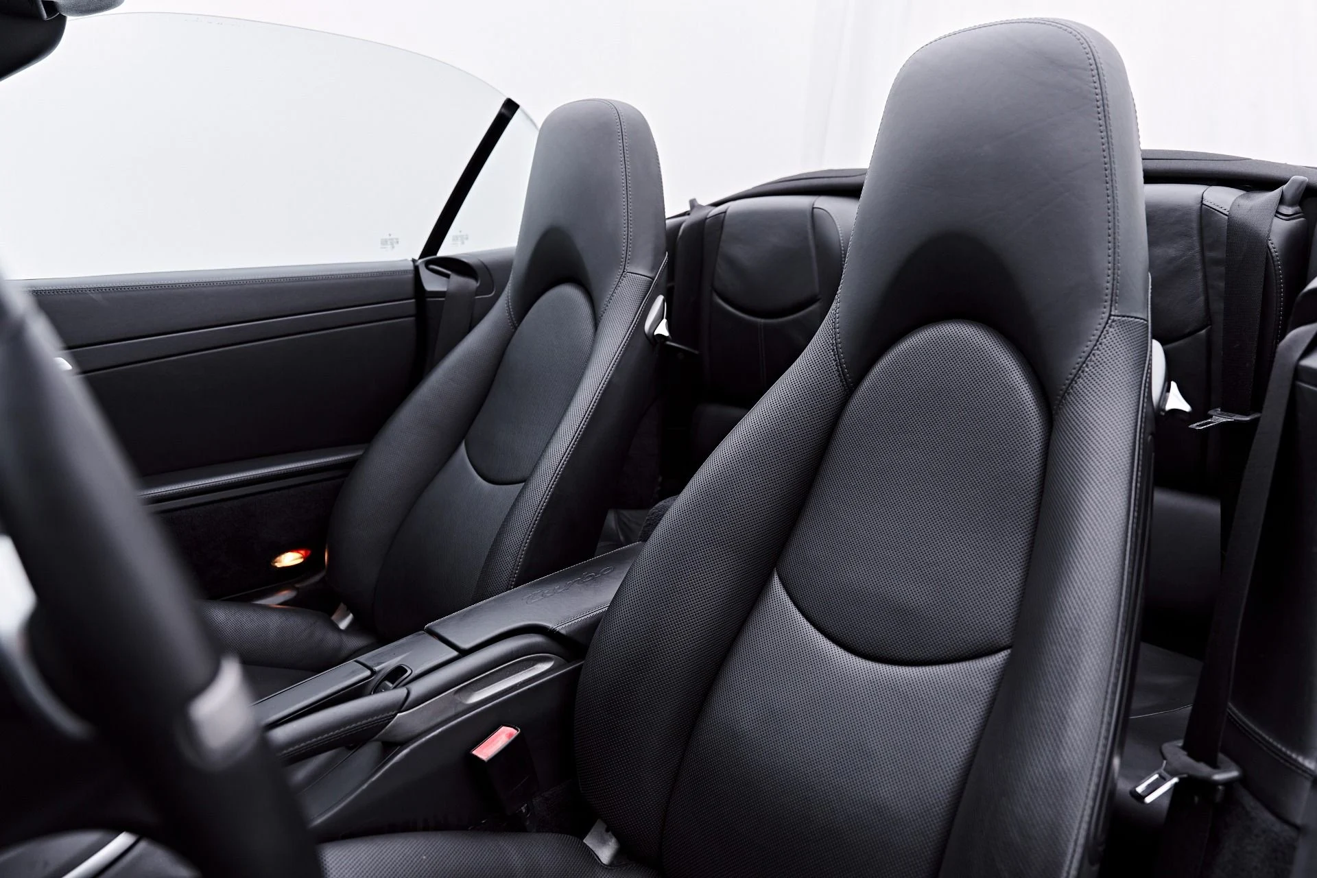 mph049_307249927_Used_2010_Porsche_911_Turbo_1785431182_2826b207e6