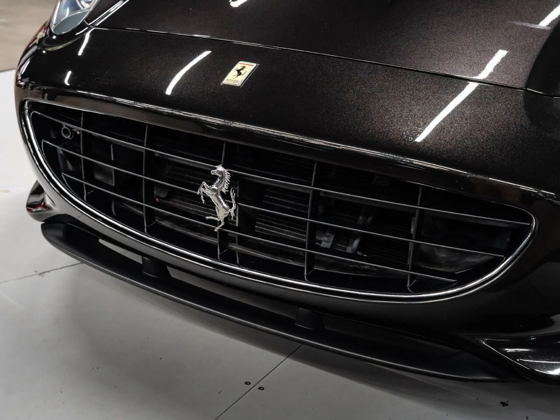 mph049_3075154195_ferrari_california_2011_39a3f3f825