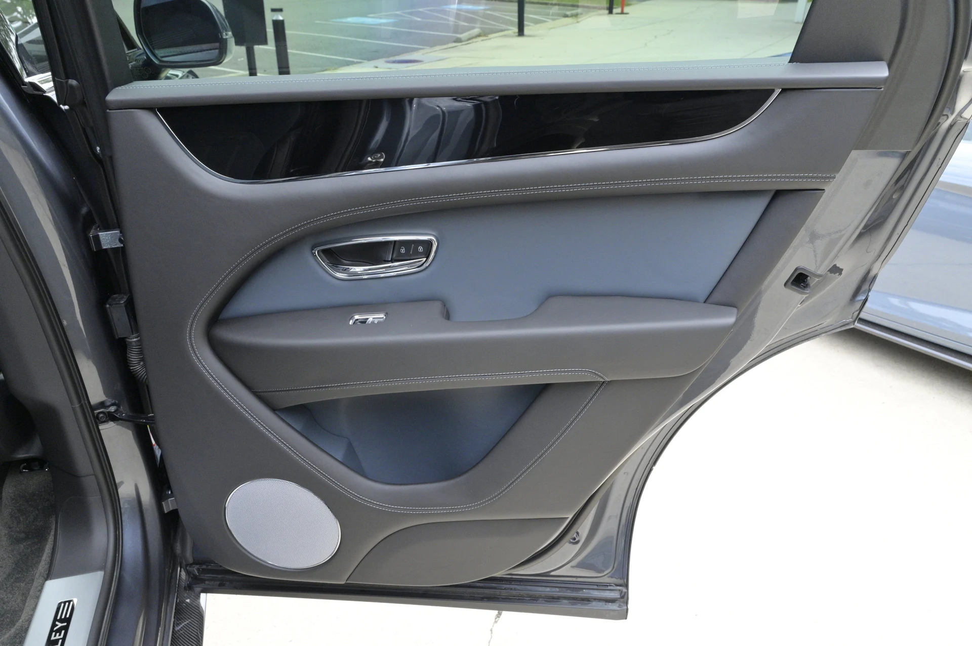 mph049_3076992532_137cae8dd1c94741a7733c8d8b0e4a83_d46914feec