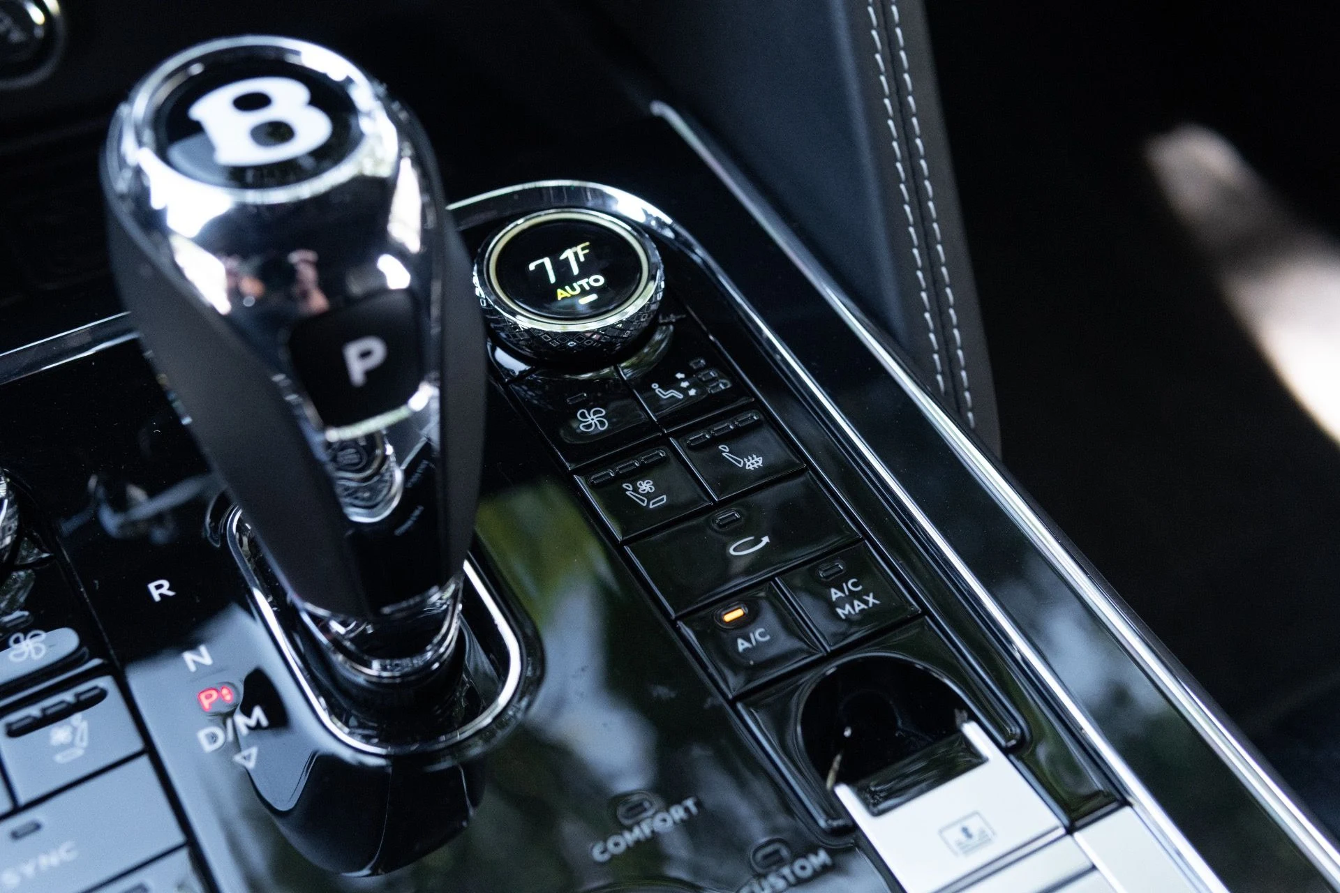mph049_3077945880_Used_2020_Bentley_Flying_Spur_W12_1780979756_db7e7cb69b