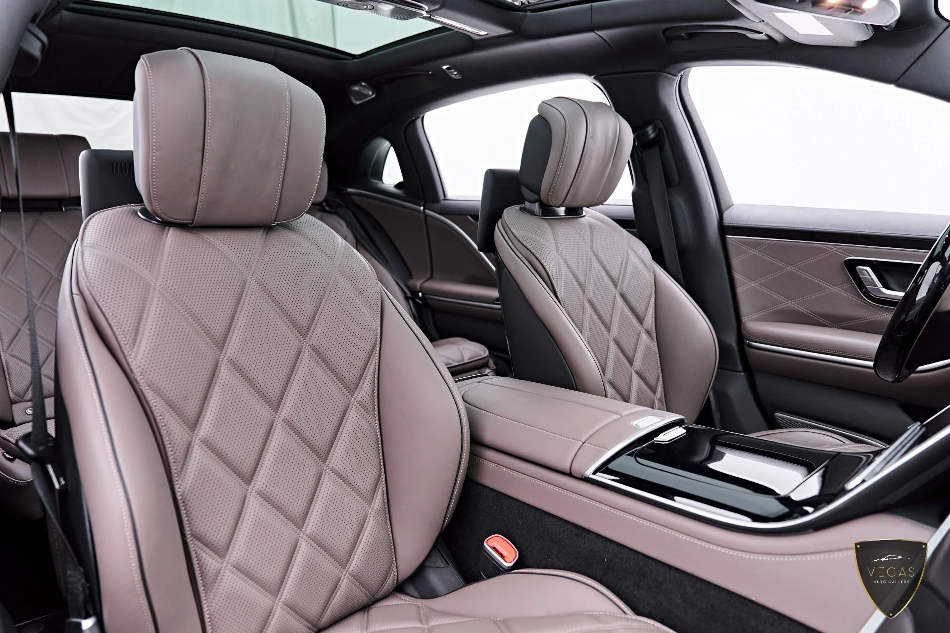 mph049_3080754982_Used_2024_Mercedes_Benz_S_Class_Maybach_S_680_1783156624_f4674c9ae8