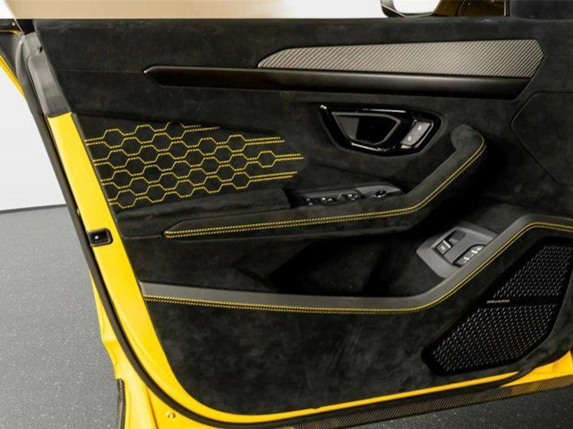 mph049_3088262772_ye_En_K8w_Va3a_GDB_2rxjr8_M5ya_CXE_b2eff669b8