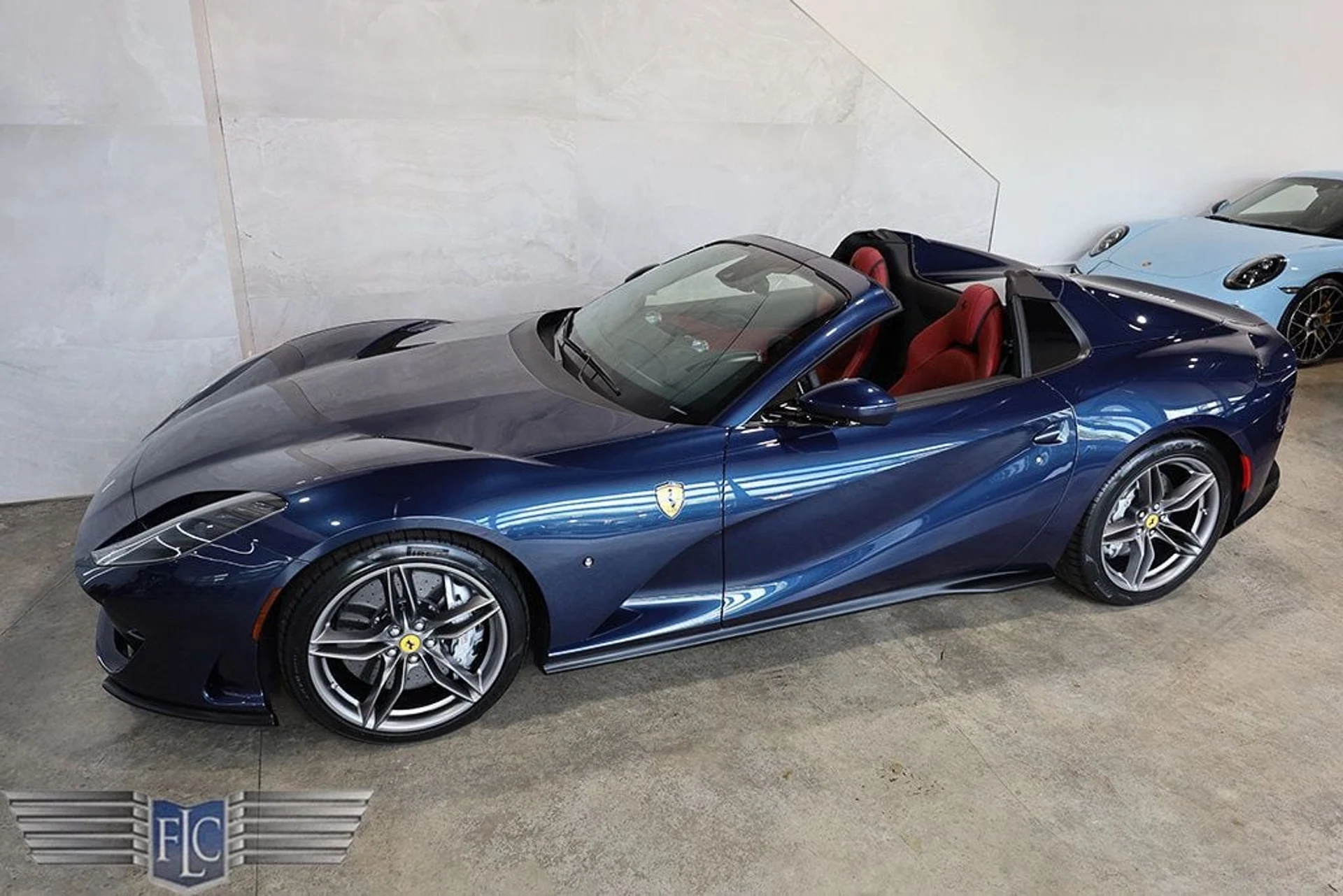 mph049_3089649499_used_2021_ferrari_812_gts_convertible_9689_22993366_50_1024_5d7ced49e9