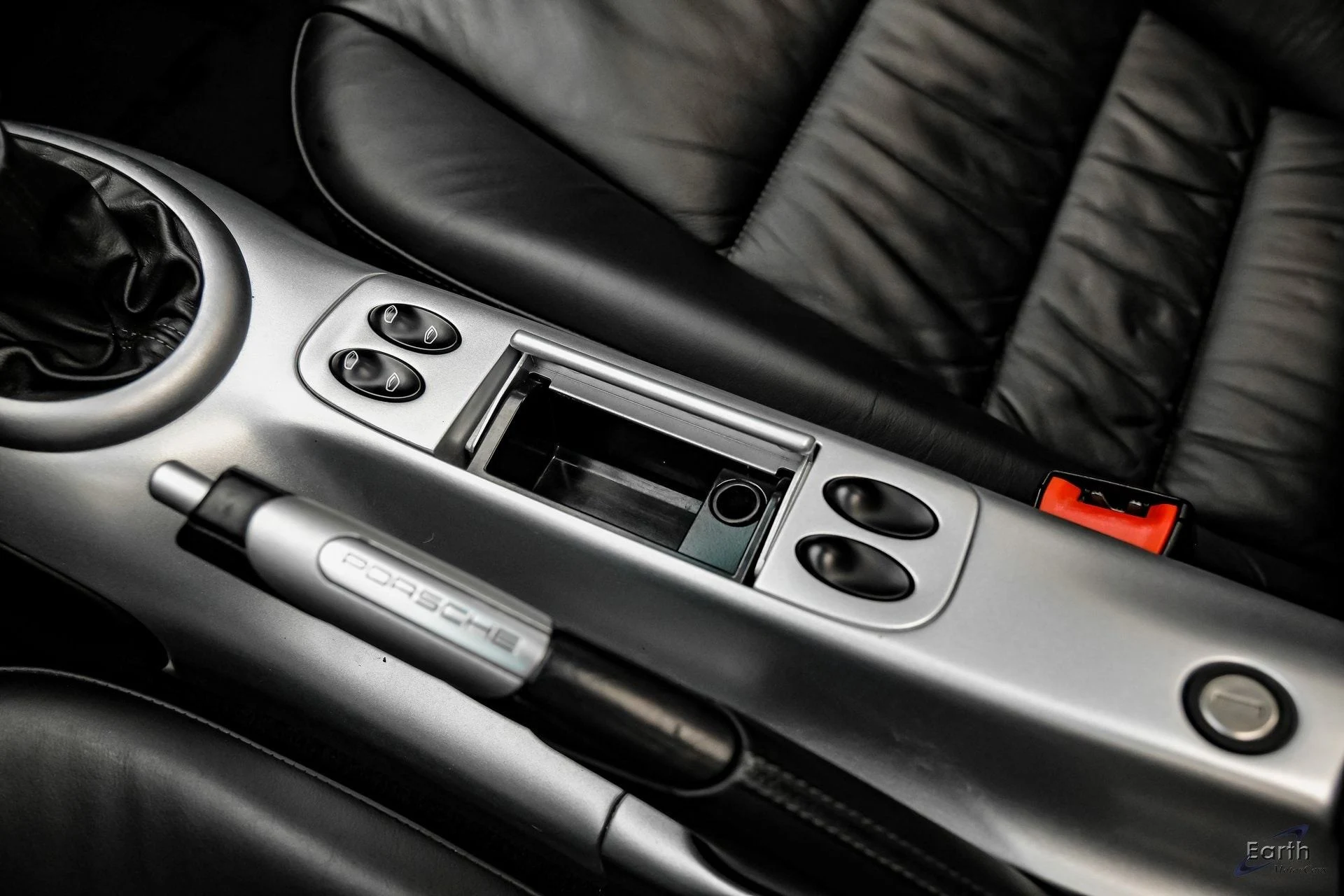 mph049_3098223521_06c2dcbbae33ef03451c84208a958774x_836edff29c