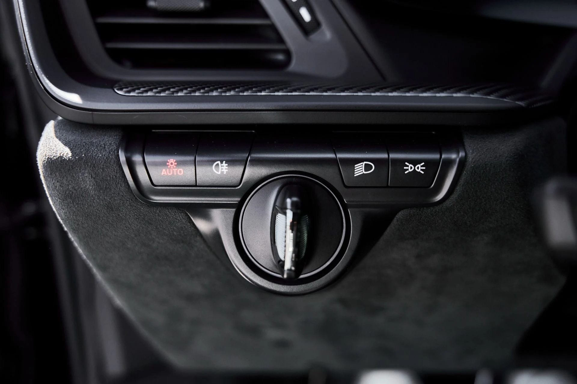 mph049_3105983196_Used_2025_Porsche_911_GT_3_RS_1776295591_c483bb7551