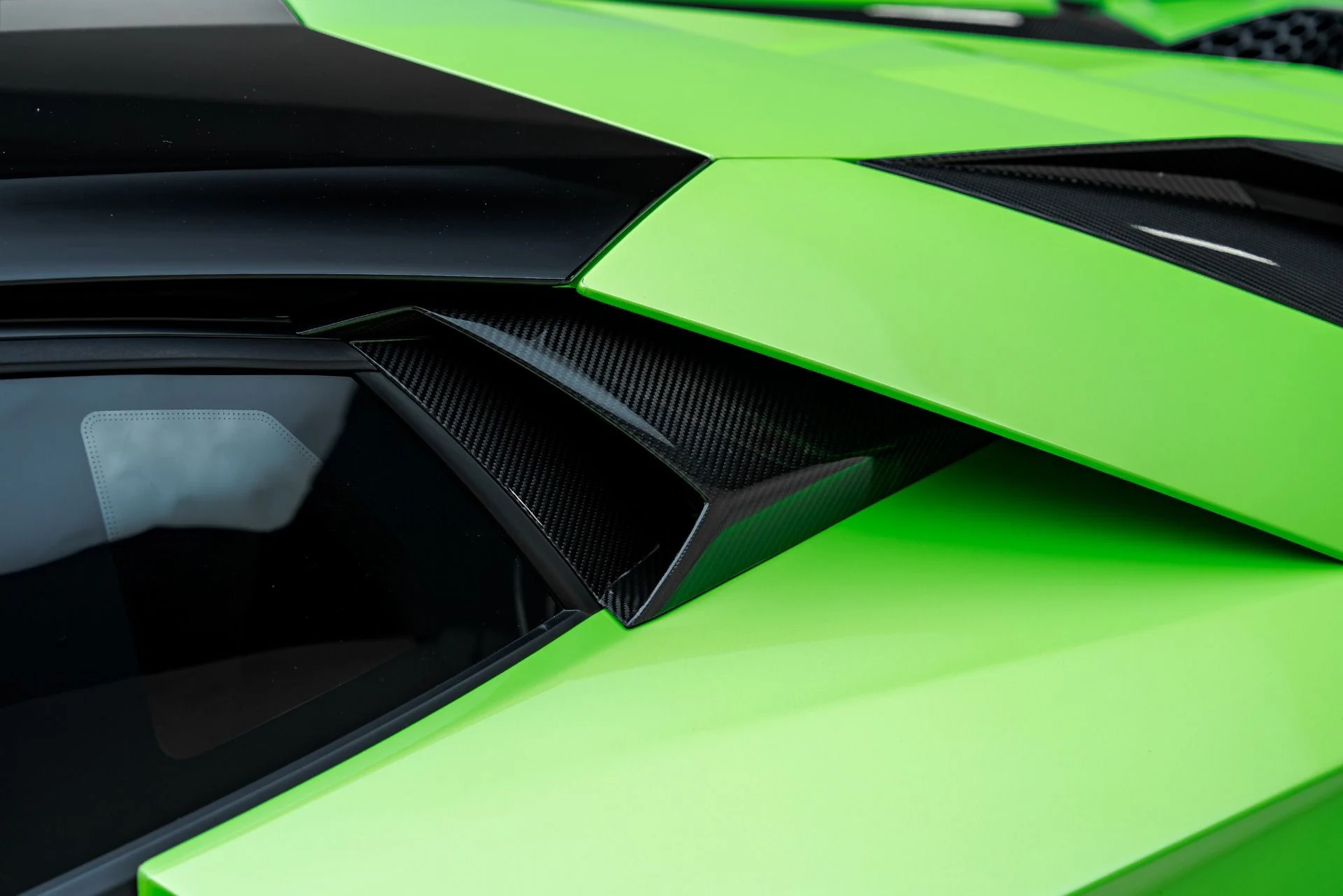 mph049_3122421523_Used_2019_Lamborghini_Aventador_LP_770_4_SVJ_1789598568_3c6dcf4e56