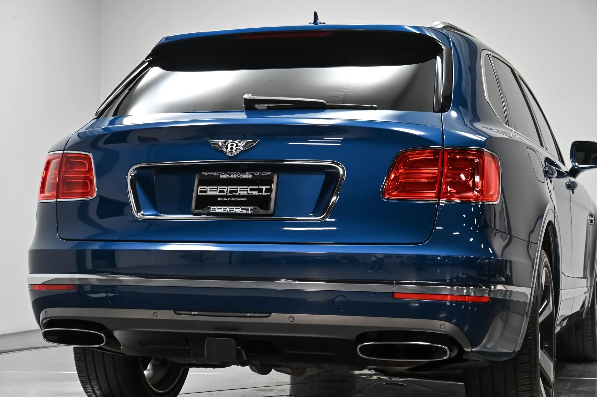 mph049_3134853529_Used_2018_Bentley_Bentayga_W12_1758835107_4f294795bf