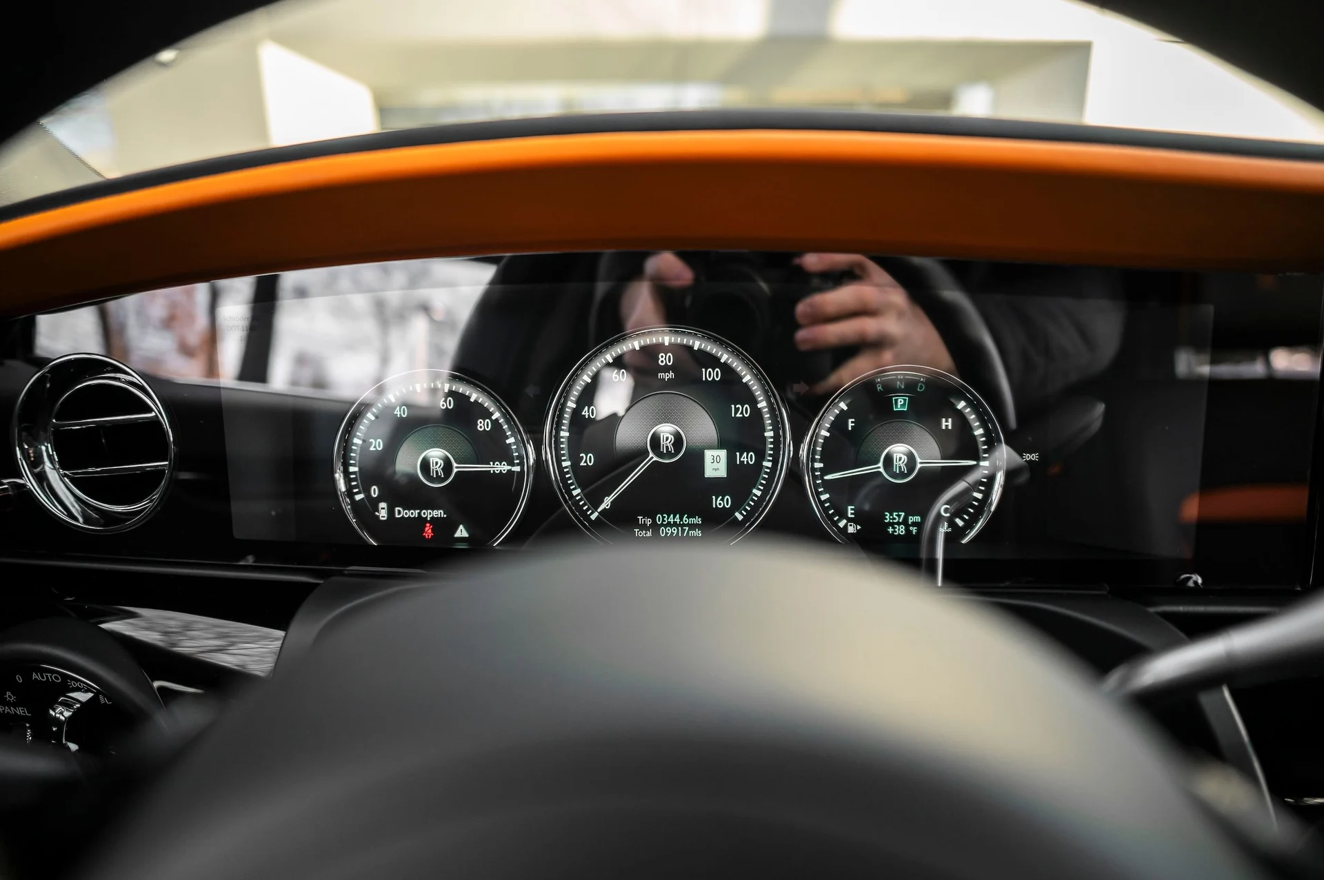 mph049_3171545715_f8c85dc5e18647d1a2b77b1a772a7fc3_d69c7ccf3e