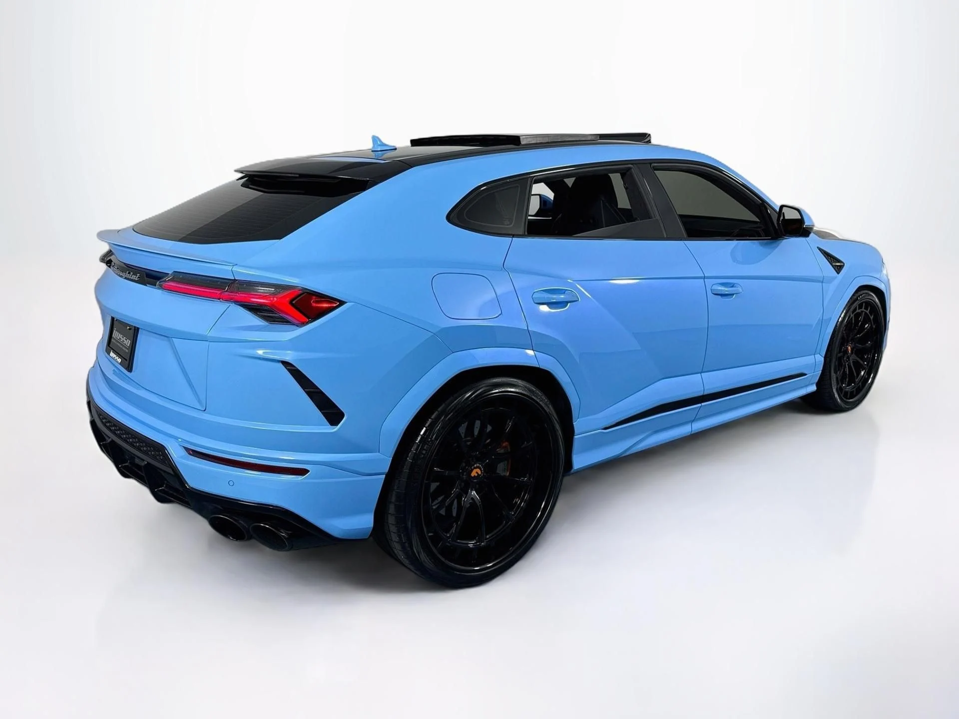 mph049_3172100976_Used_2022_Lamborghini_Urus_1786397314_22951b0a38