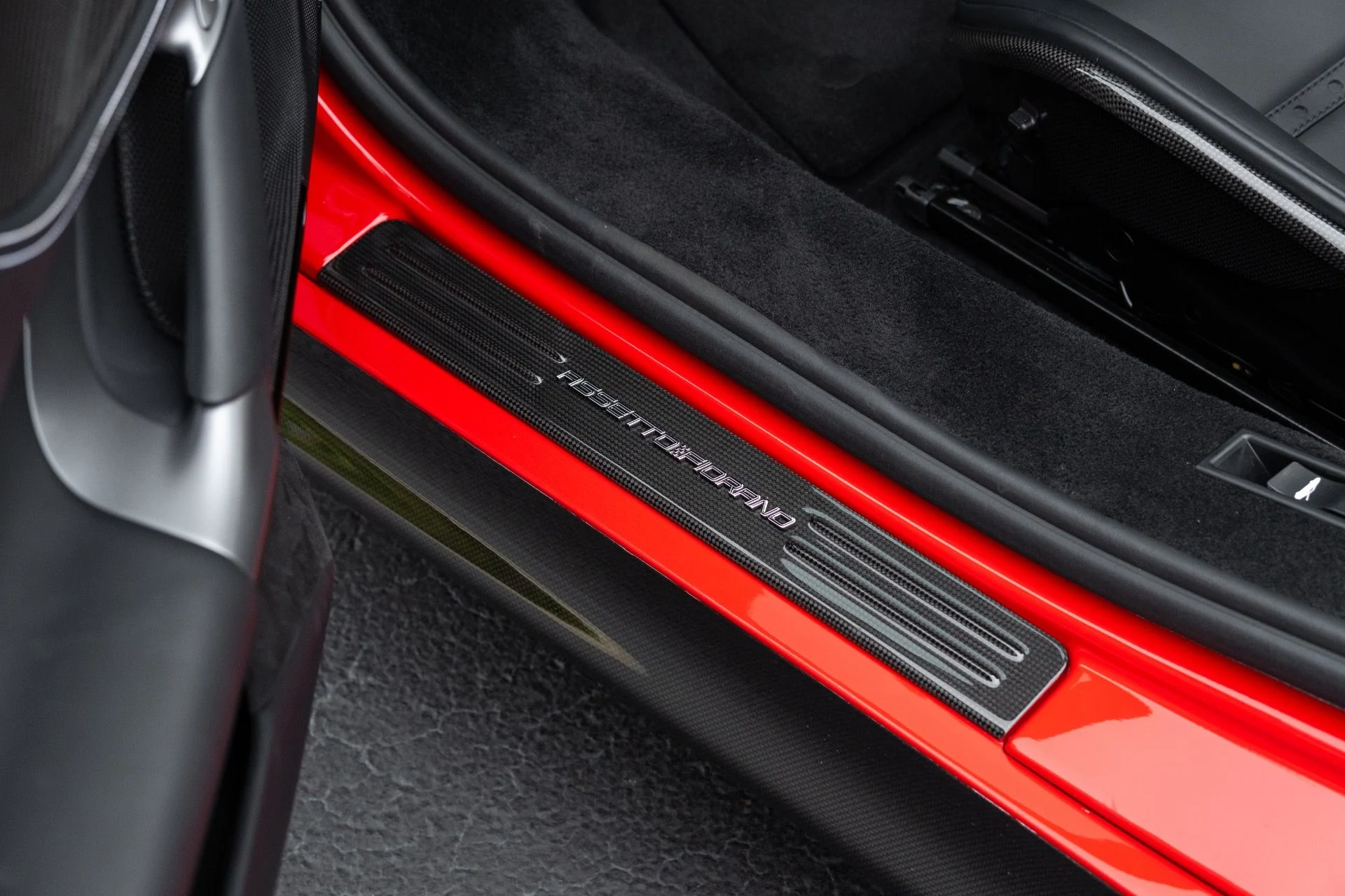 mph049_3178880610_Used_2024_Ferrari_SF_90_Spider_1773805384_d86a05d644