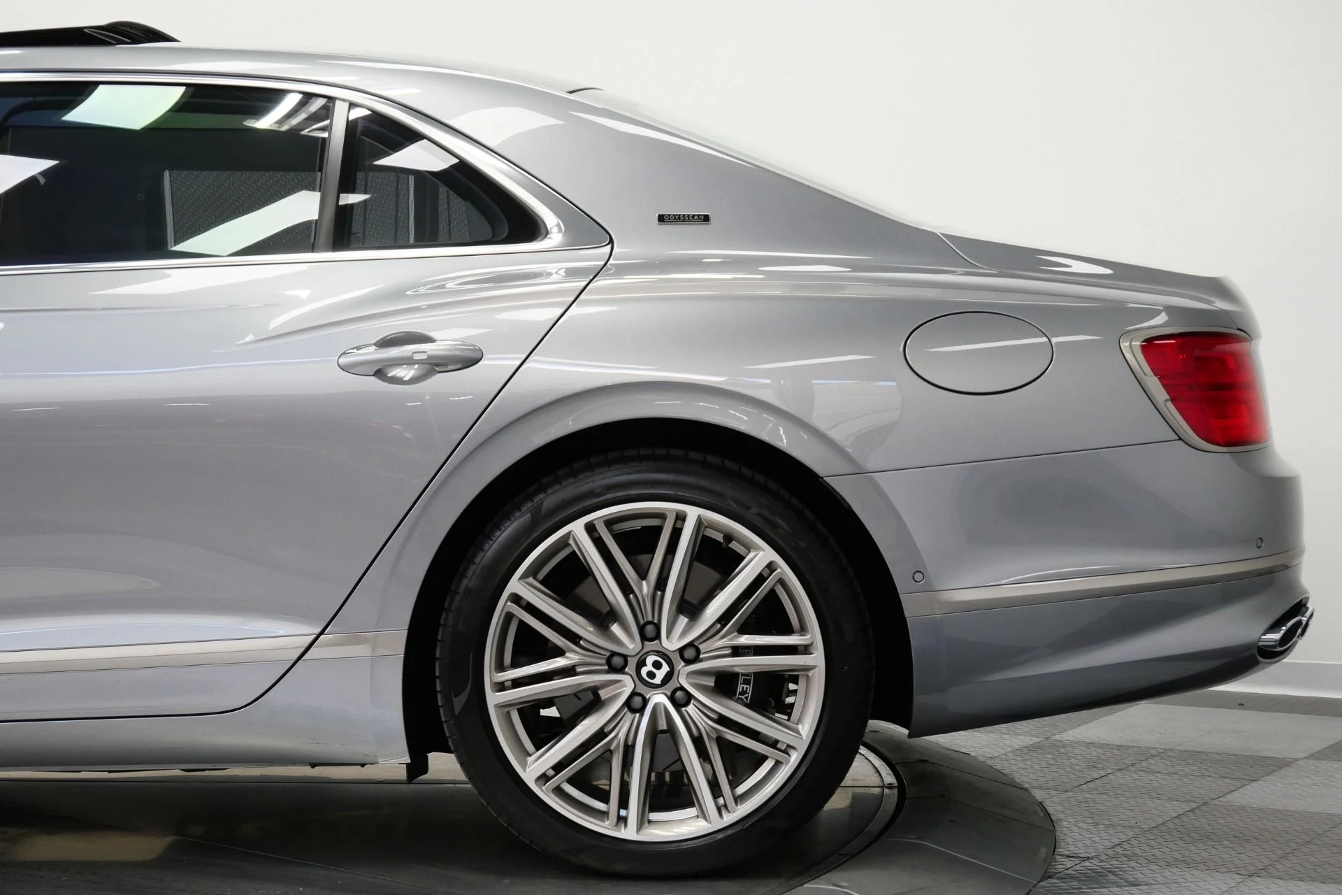 mph049_3199058865_Used_2022_Bentley_Flying_Spur_Hybrid_Odyssean_Edition_266_K_MSRP_Sustainable_Interior_Trim_1770409393_2c6240adcb