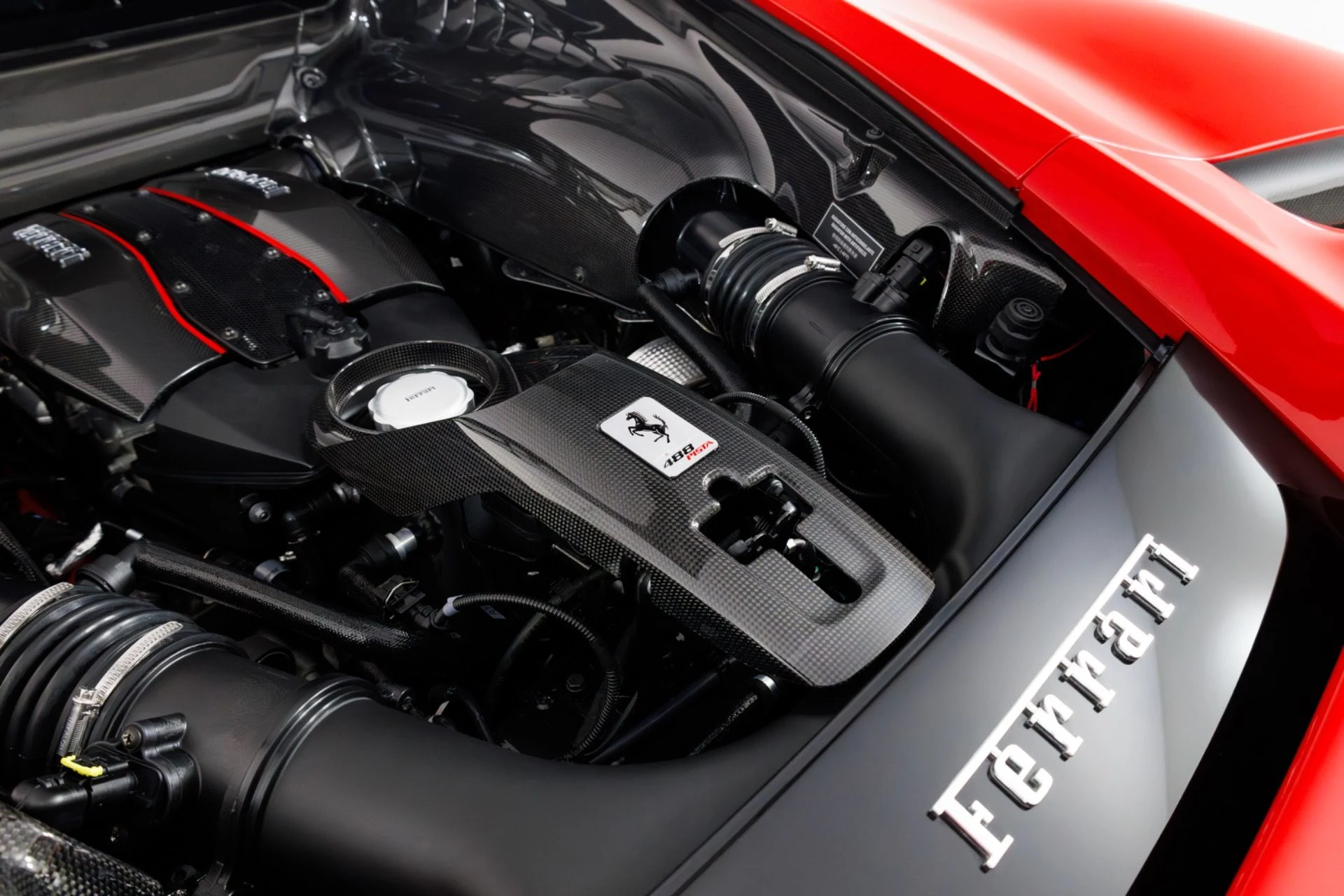 mph049_3204533021_Used_2019_Ferrari_488_Pista_1780072971_1c6f9daeef