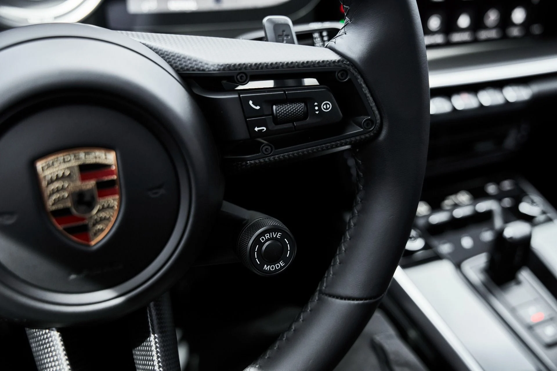 mph049_3218169613_Used_2024_Porsche_911_Turbo_S_1774640278_530fb266ee