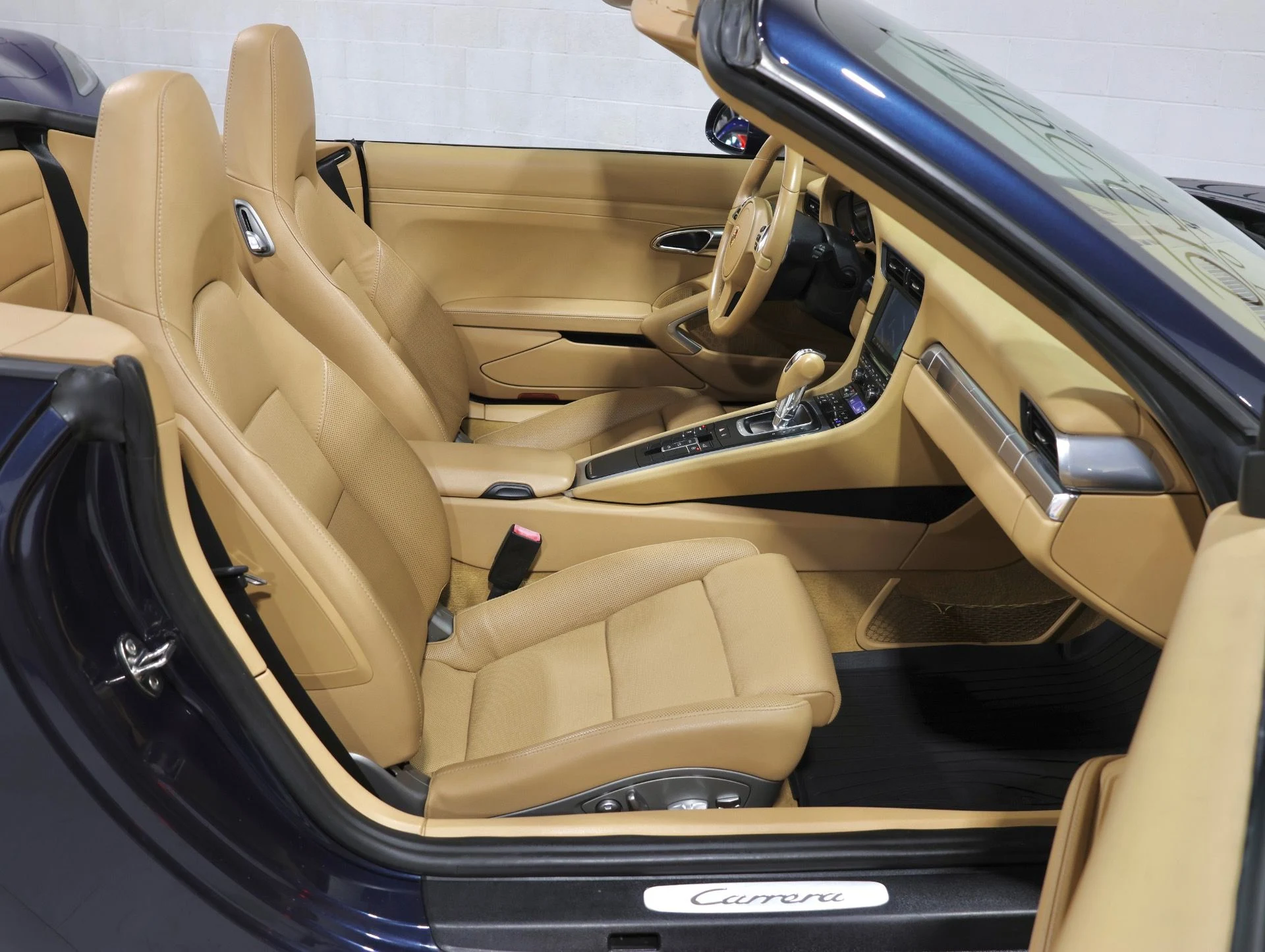 mph049_3219204889_Used_2014_Porsche_911_Carrera_Only_6_K_Miles_Just_Serviced_110_K_MSRP_Gorgeous_Spec_1778189104_ffd4c9a28e