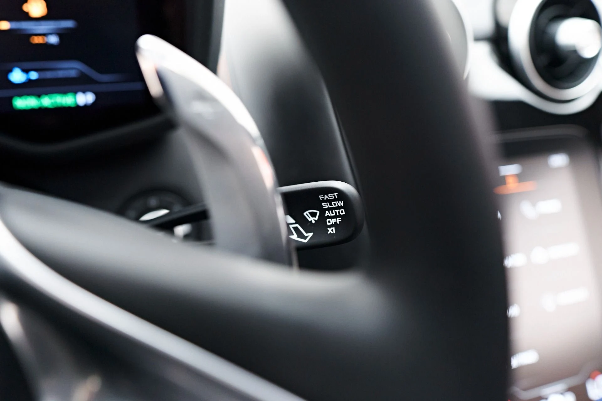 mph049_3252412393_Used_2023_Mc_Laren_GT_Base_1712094494_1c3829acbc