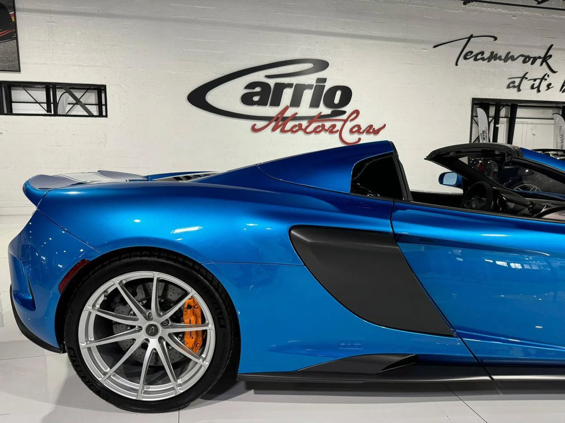 mph049_3270188294_e26462088de1499ec7c9f07f4b53621f_3021cae960