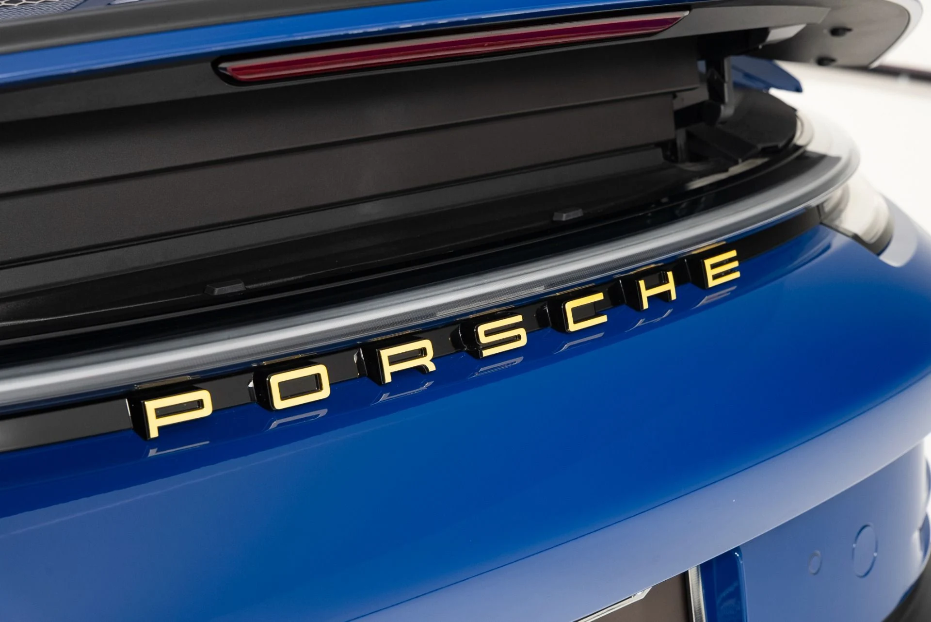mph049_3277414065_Used_2024_Porsche_911_ST_1758136923_ce369ef7df