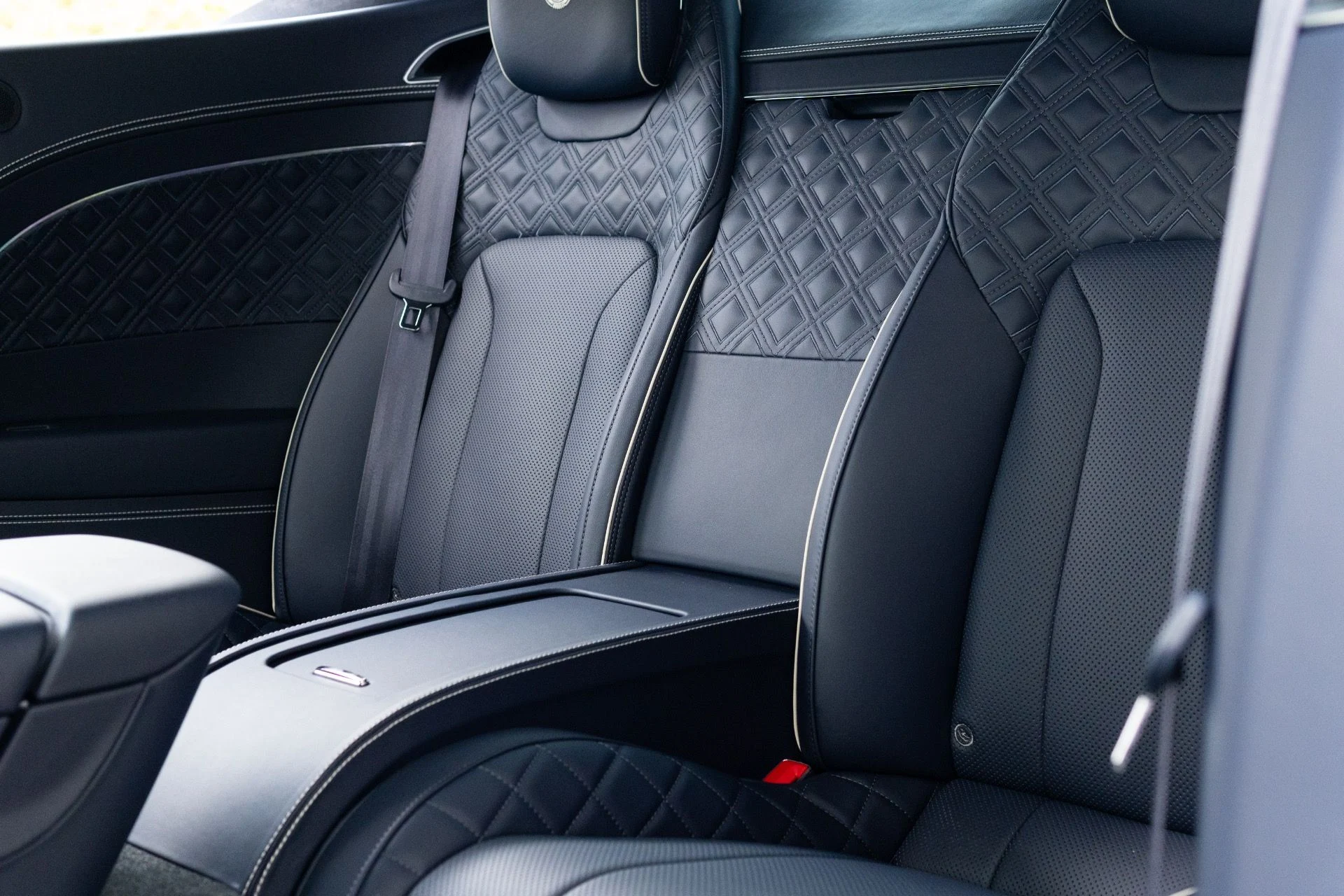 mph049_327906132_Used_2021_Bentley_Continental_GT_V8_1772816156_6d0116f199