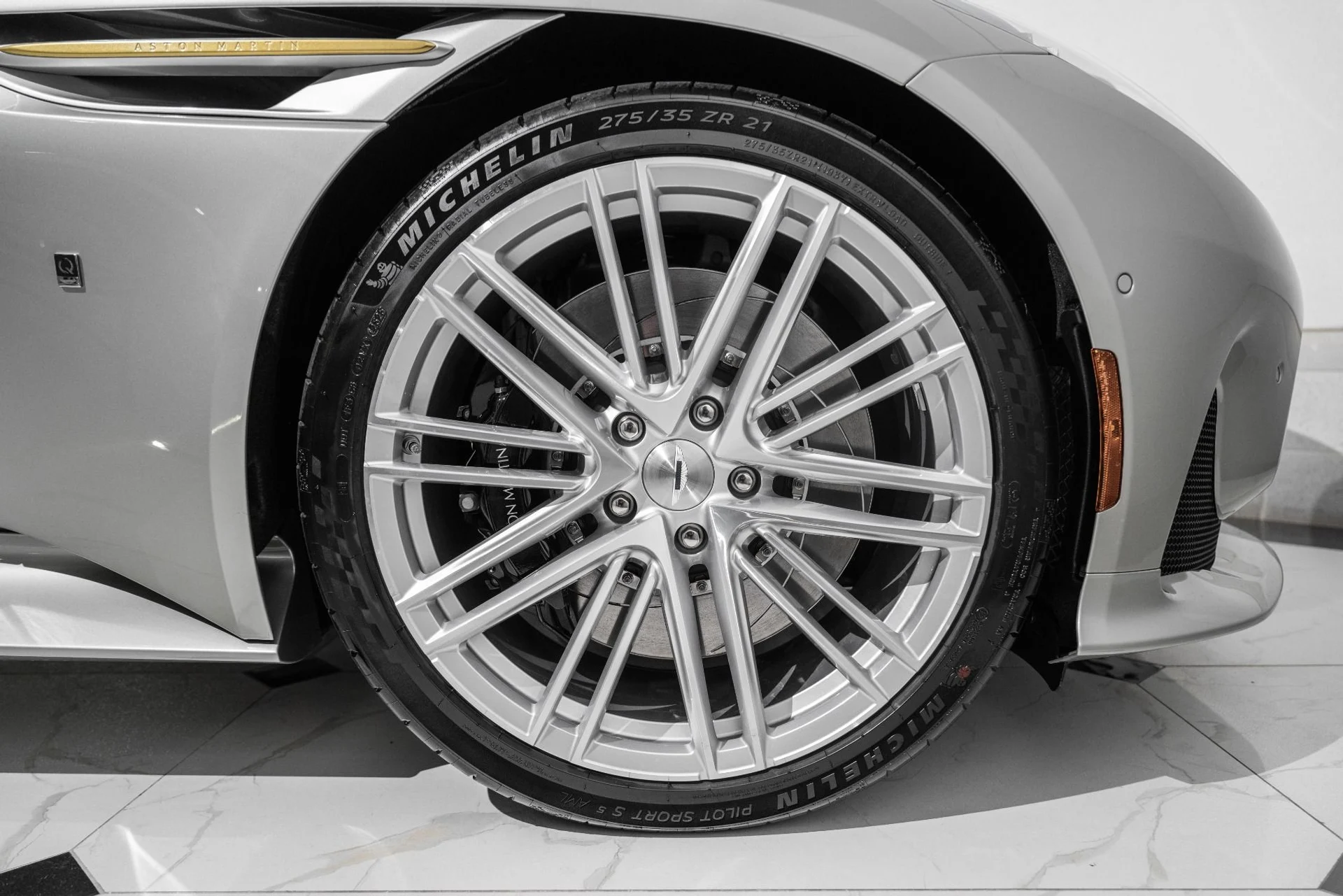 mph049_3287086530_New_2026_Aston_Martin_DB_12_Gold_Finger_V8_1764191230_b91055497a