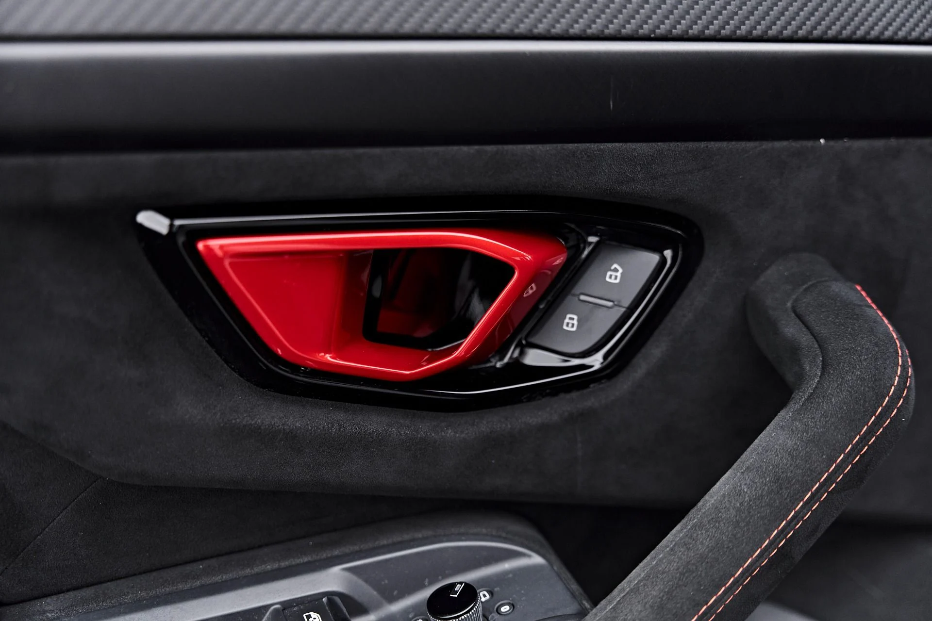mph049_329053485_Used_2023_Lamborghini_Urus_Performante_1790207624_d08a1f2118