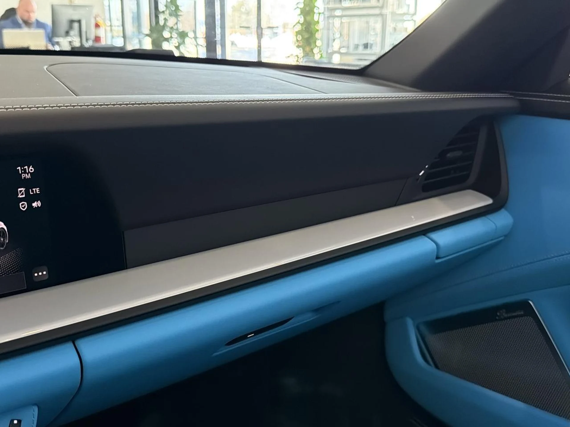 mph049_3291631768_36b31e3274d6563ebb40a6761cc34845_69292ae955