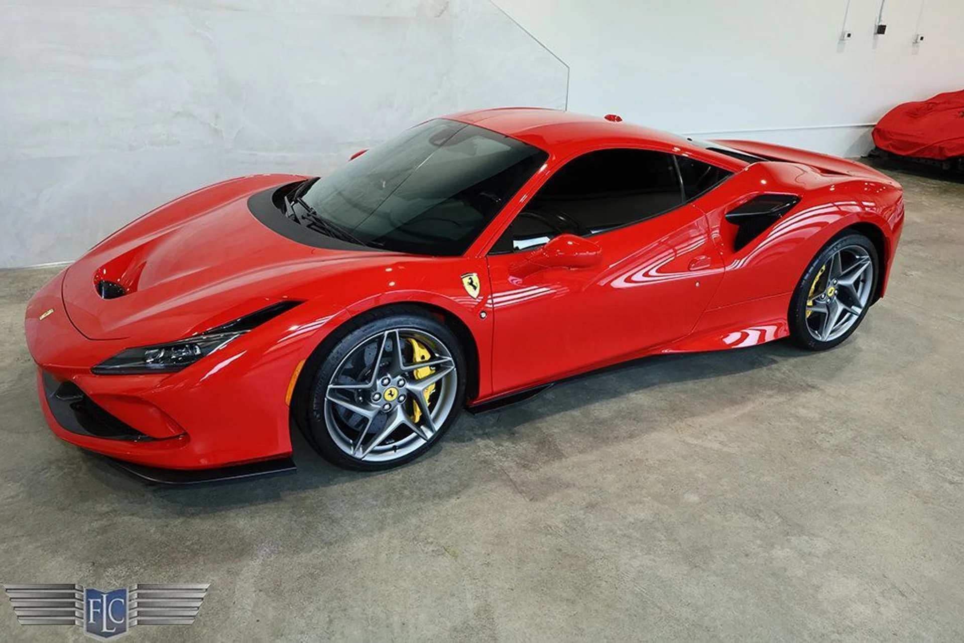 mph049_3310005032_used_2020_ferrari_f8_tributo_coupe_9689_22891893_50_1024_35096052b9