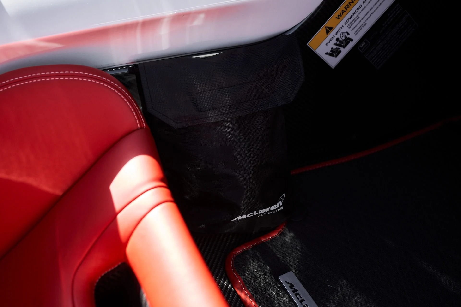 mph049_3320341212_Used_2021_Mc_Laren_Elva_1762815342_fbd8cd682c