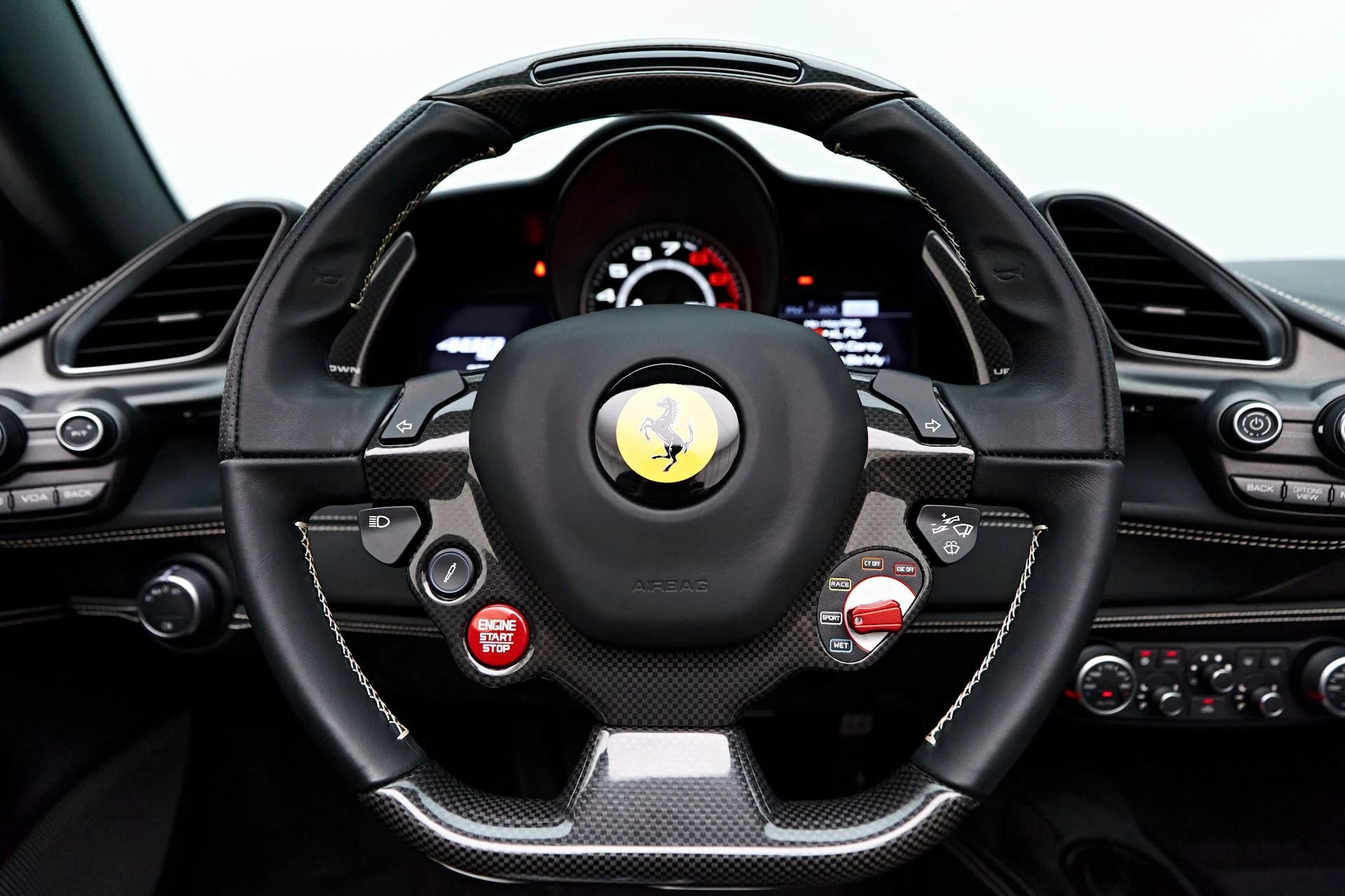 mph049_3324326038_Used_2018_Ferrari_488_Spider_Base_1717624092_466fd06ba6