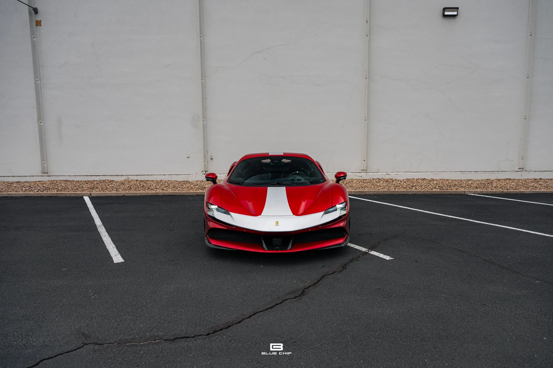 mph049_3346899785_6a6a85735c017d7c6eedc976_23796_202025_20_Ferrari_20_SF_90_20_Spider_20_Roso_20_Magma_50_1498769576