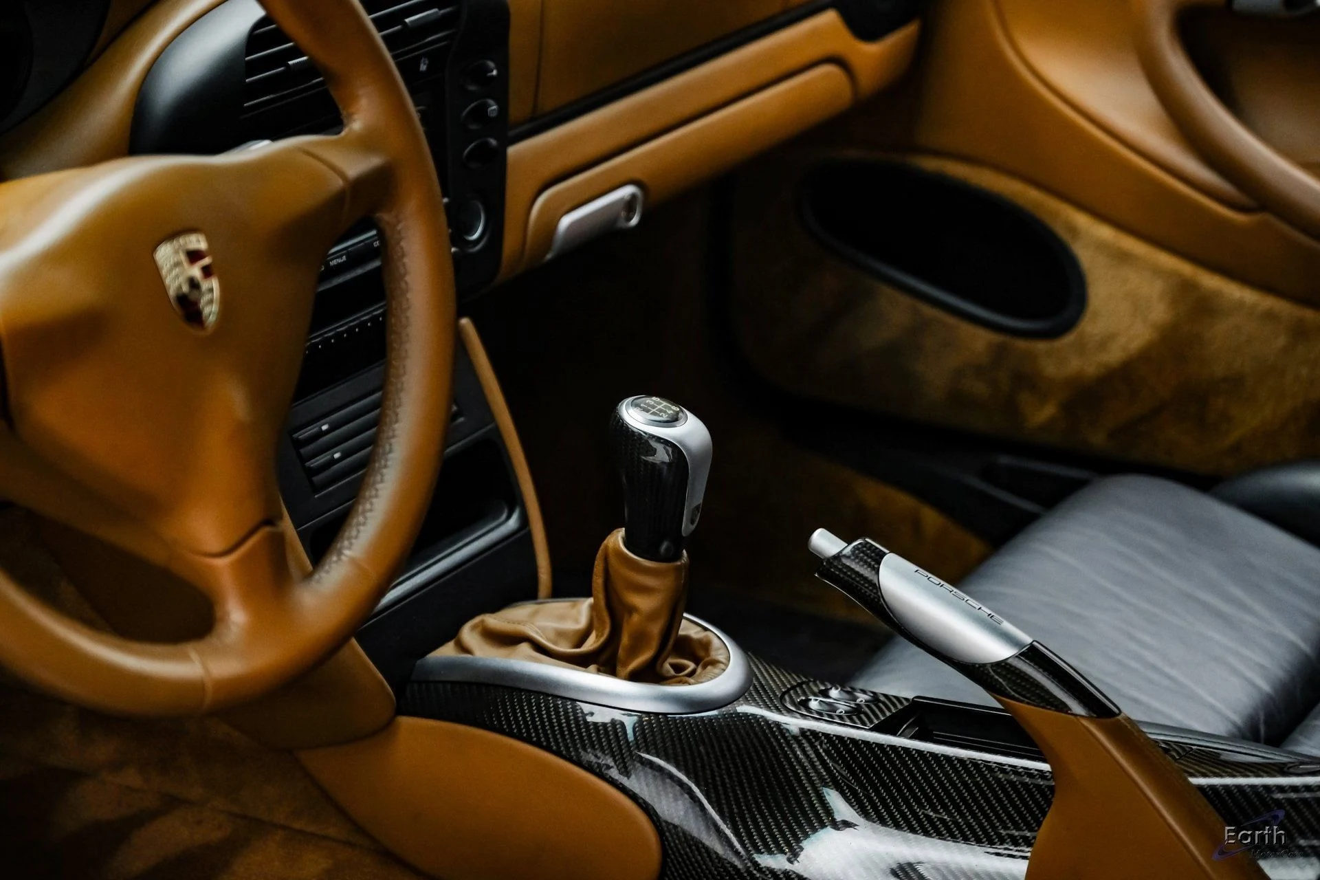 mph049_3355565132_93197a402051ef612d1a98abcf257a00x_db4ee68d11