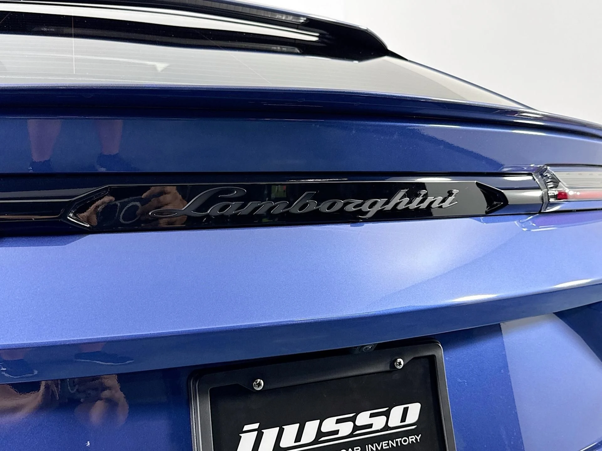 mph049_337842122_Used_2024_Lamborghini_Urus_S_1784150939_ed2f6aa0be