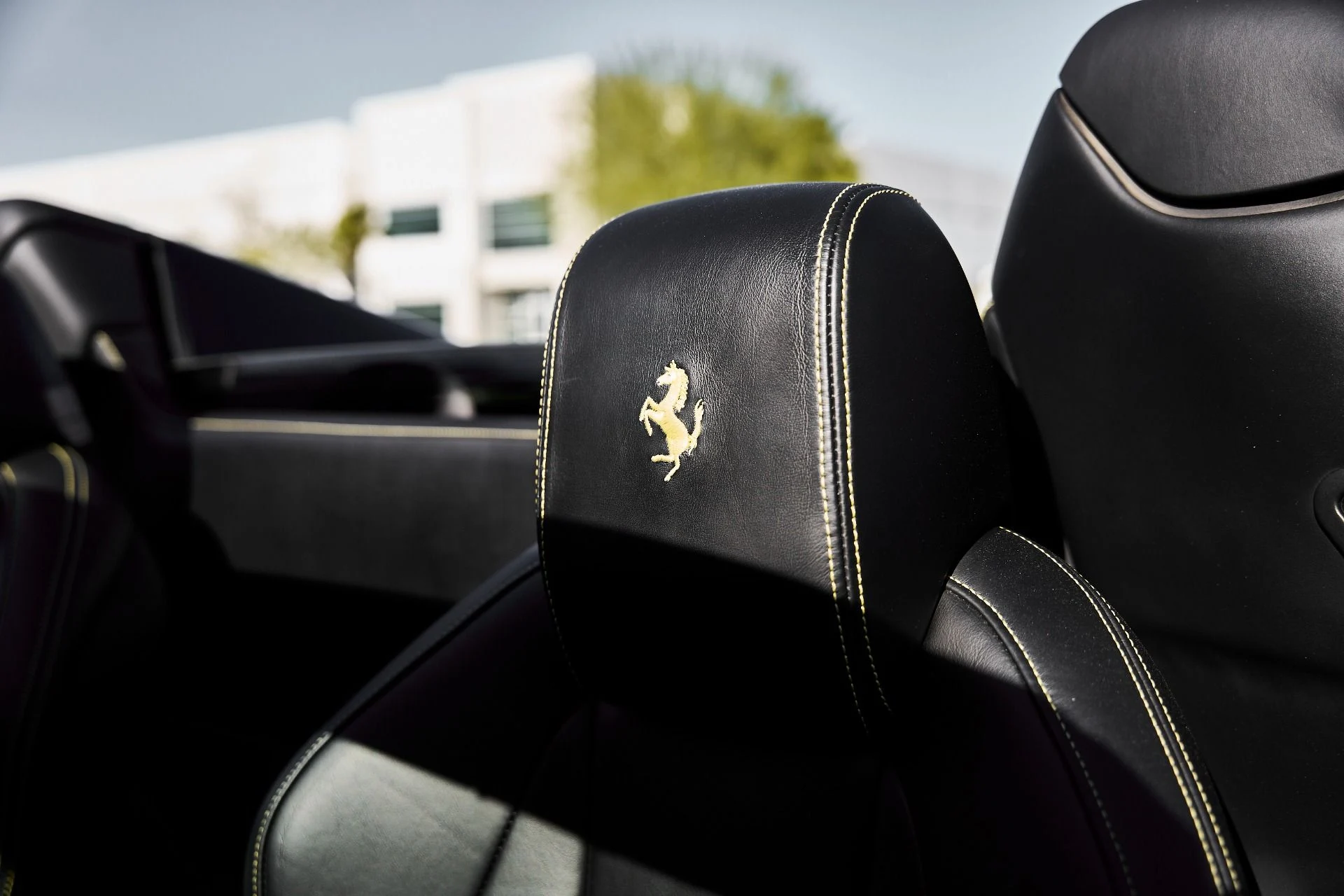 mph049_3379383956_Used_2015_Ferrari_458_Spider_Base_1777010302_6fb2d3a017