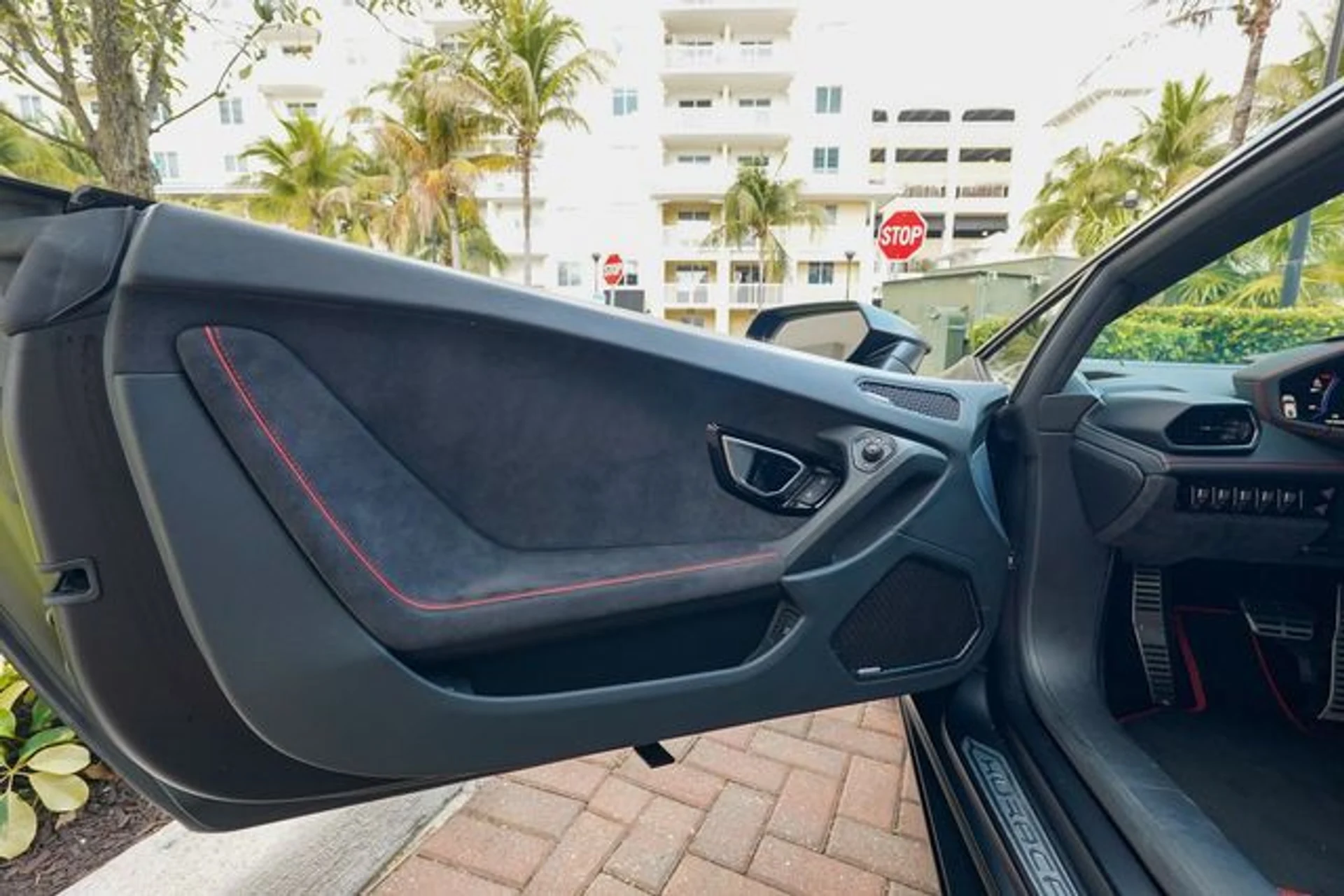 mph049_3381679956_22992534_50_e035c3d4d5