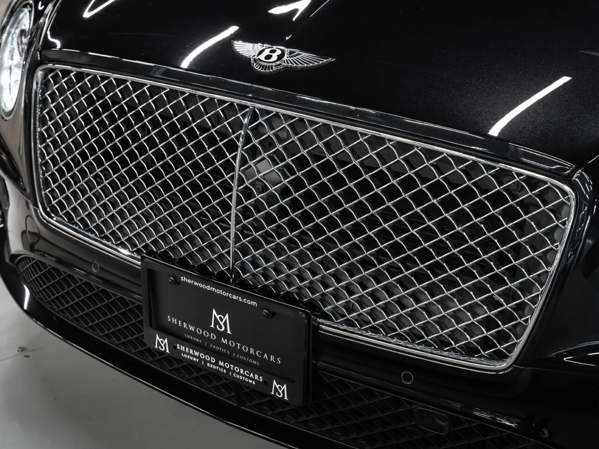 mph049_338963357_bentley_continental_2022_71a900d7ad