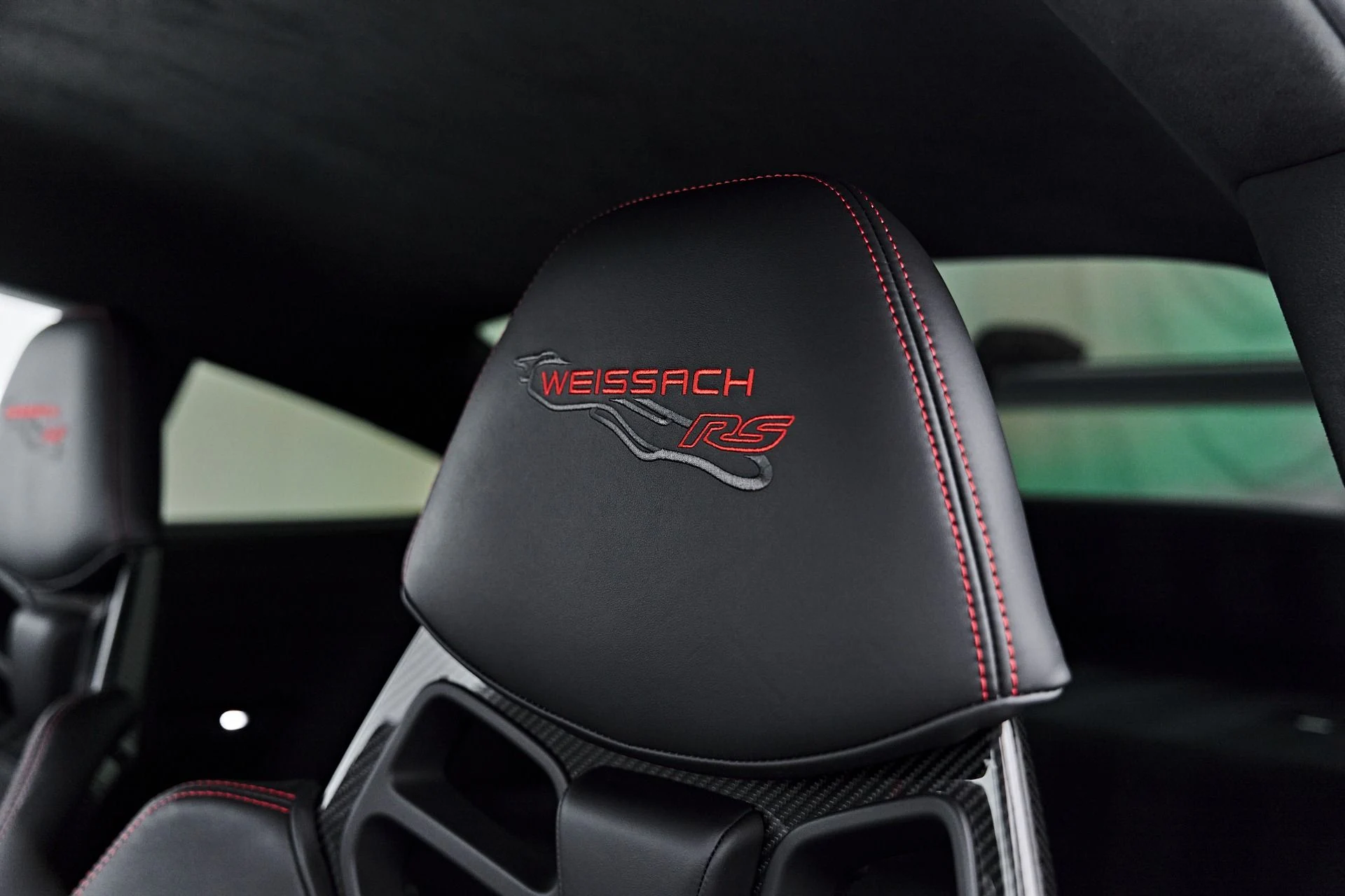 mph049_3434172335_Used_2025_Porsche_911_GT_3_RS_1790364709_03e02f9530