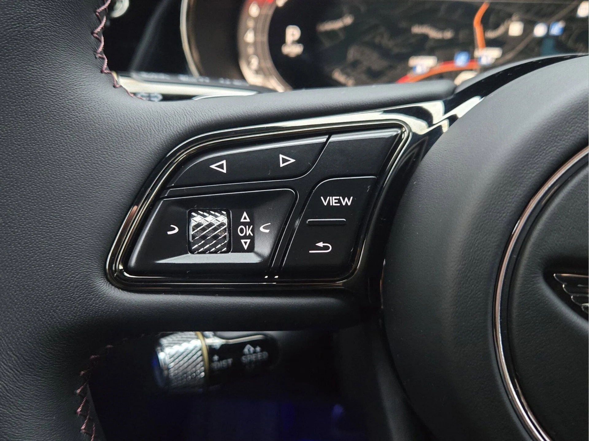 mph049_3465659843_78376aa3dfd199680f21780cb1db31e0x_bb83b836ef