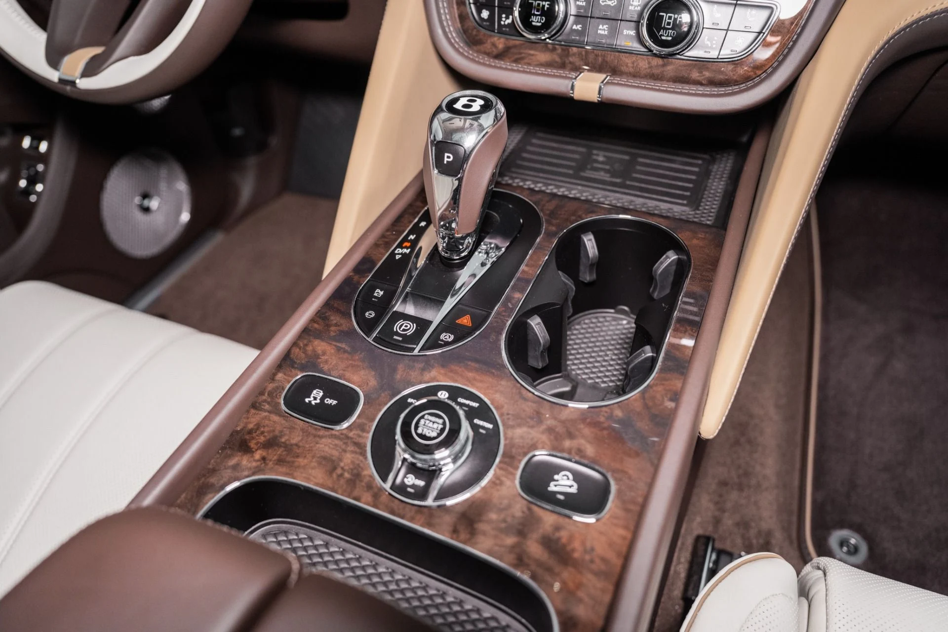 mph049_3507697031_Used_2025_Bentley_Bentayga_EWB_Mulliner_V8_1762964457_45ad8dc748