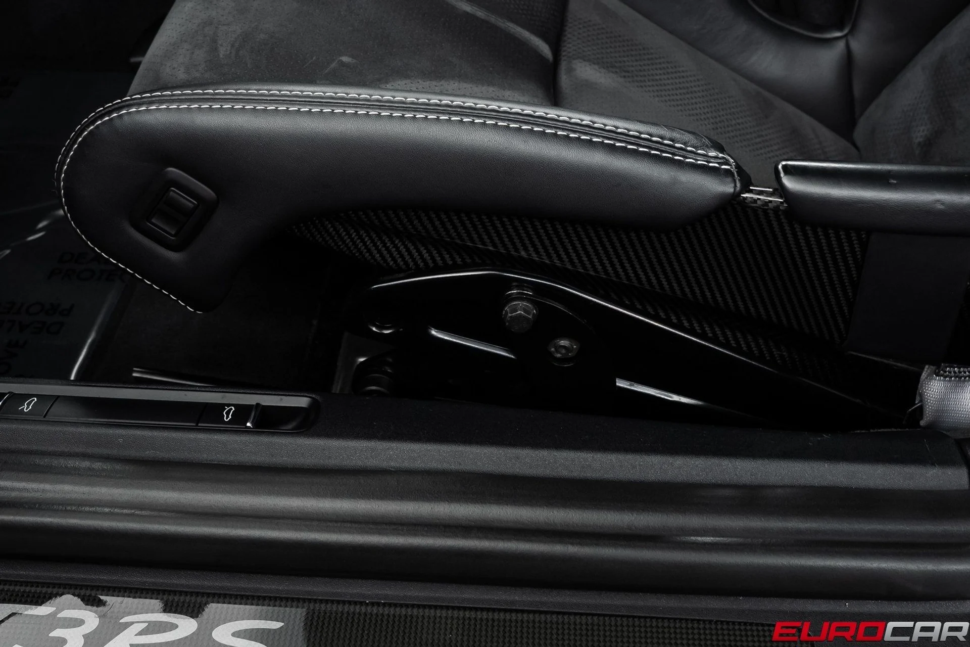 mph049_3511177379_image_50_8294cf3737