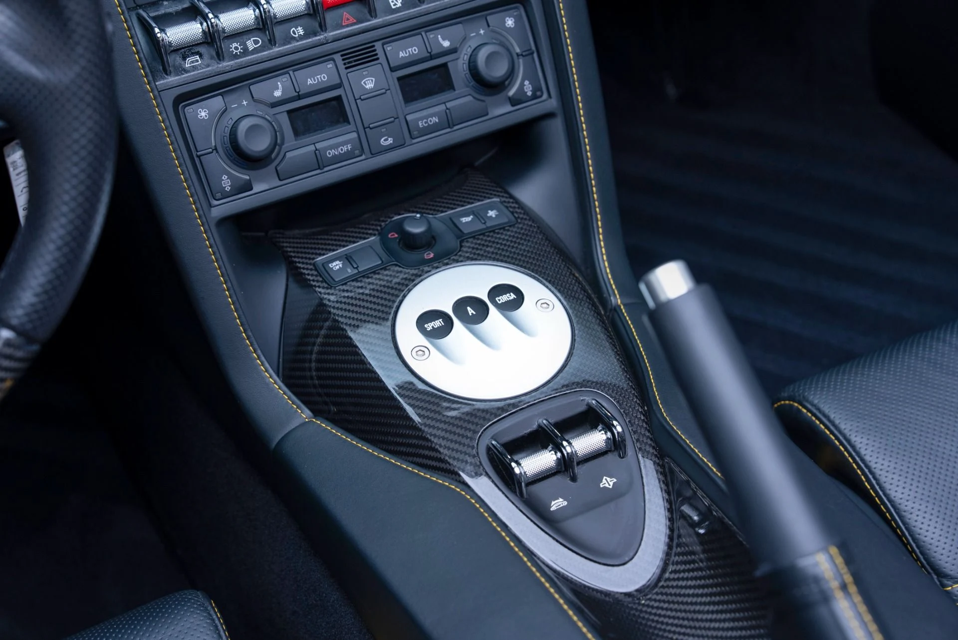 mph049_35279742_Used_2011_Lamborghini_Gallardo_LP_560_4_Spyder_1780329745_f330135b43