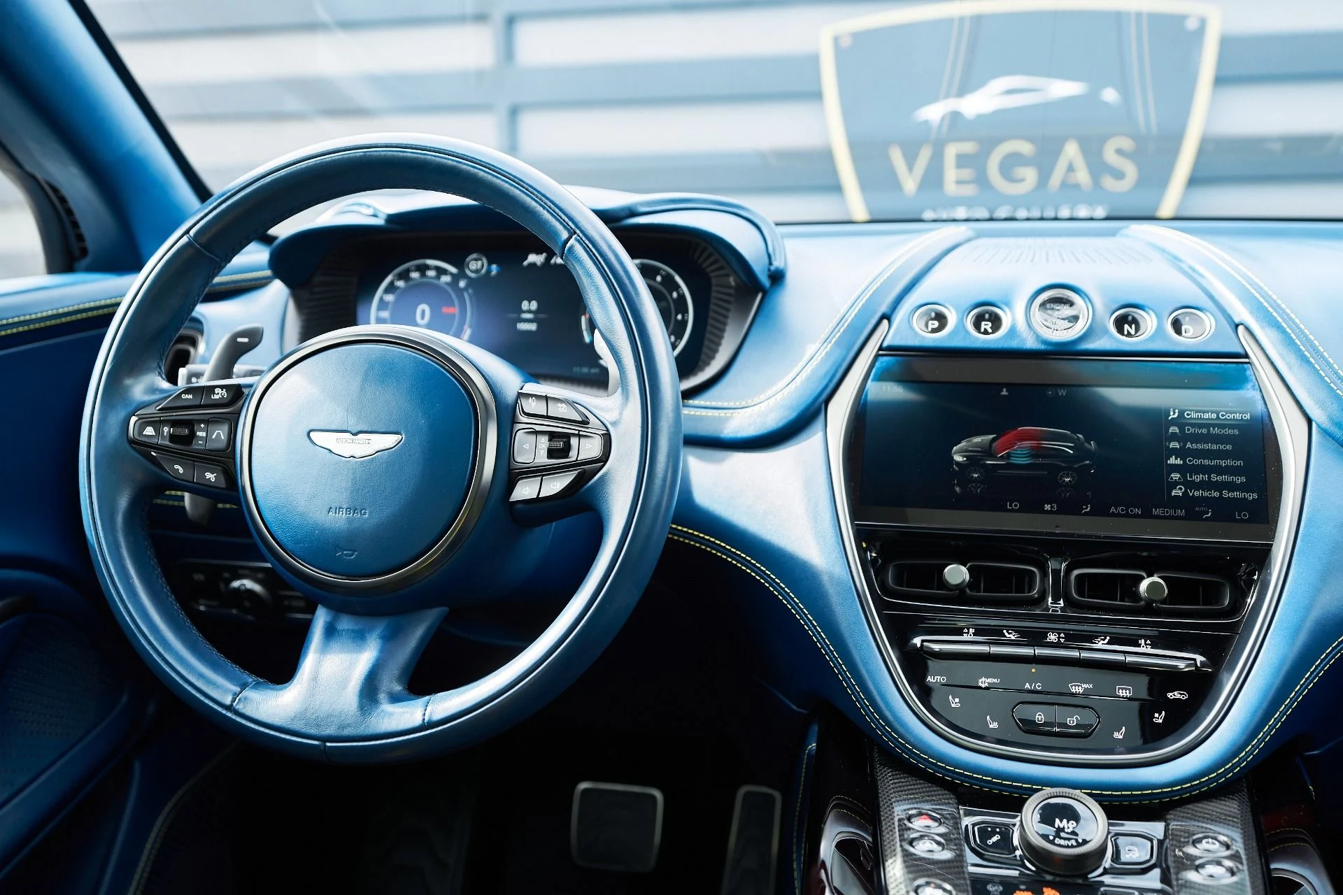 mph049_3540997659_Used_2023_Aston_Martin_DBX_707_1762900392_3dd22e9b31