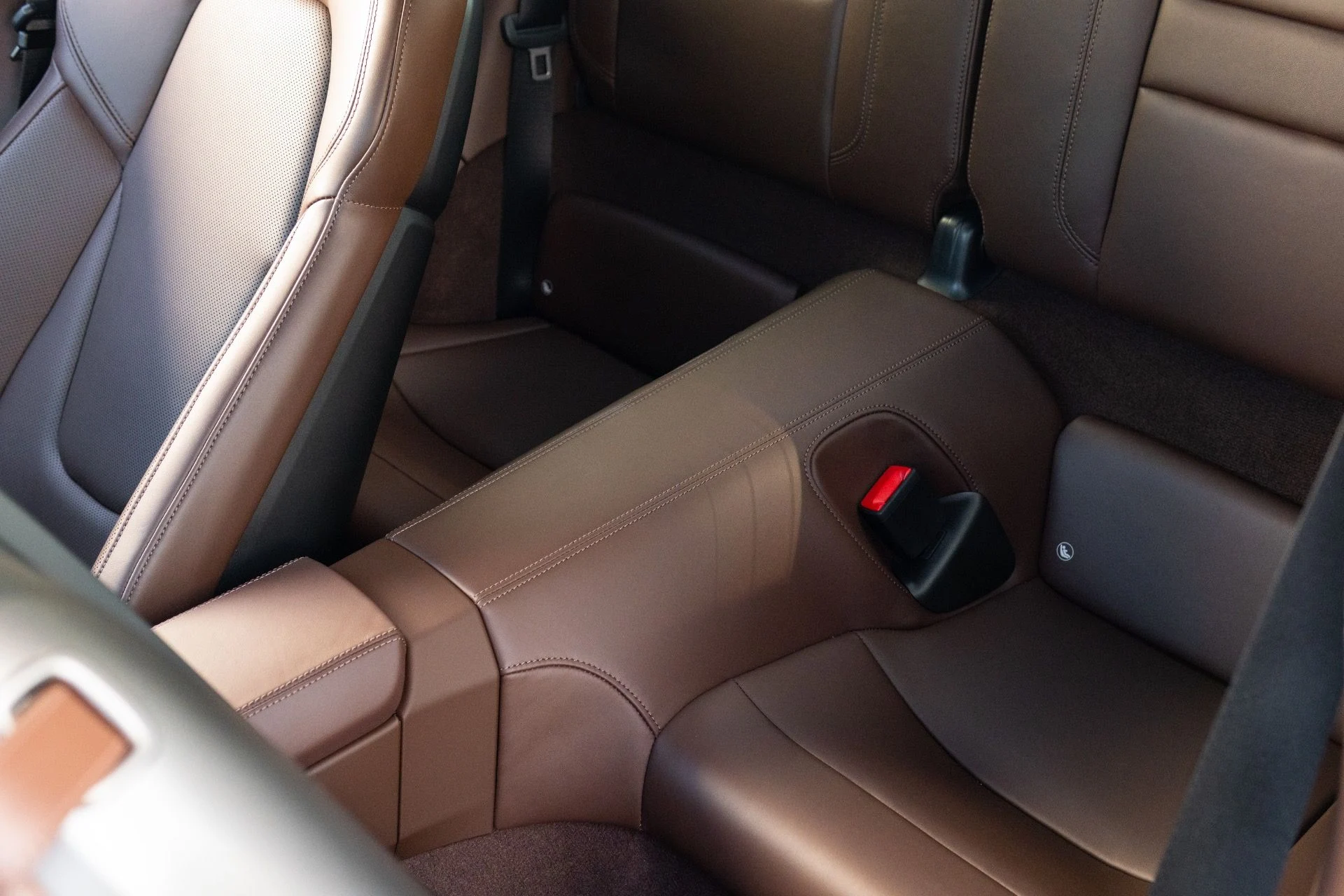 mph049_3557803013_Used_2024_Porsche_911_Carrera_1772817798_45a389f5ca