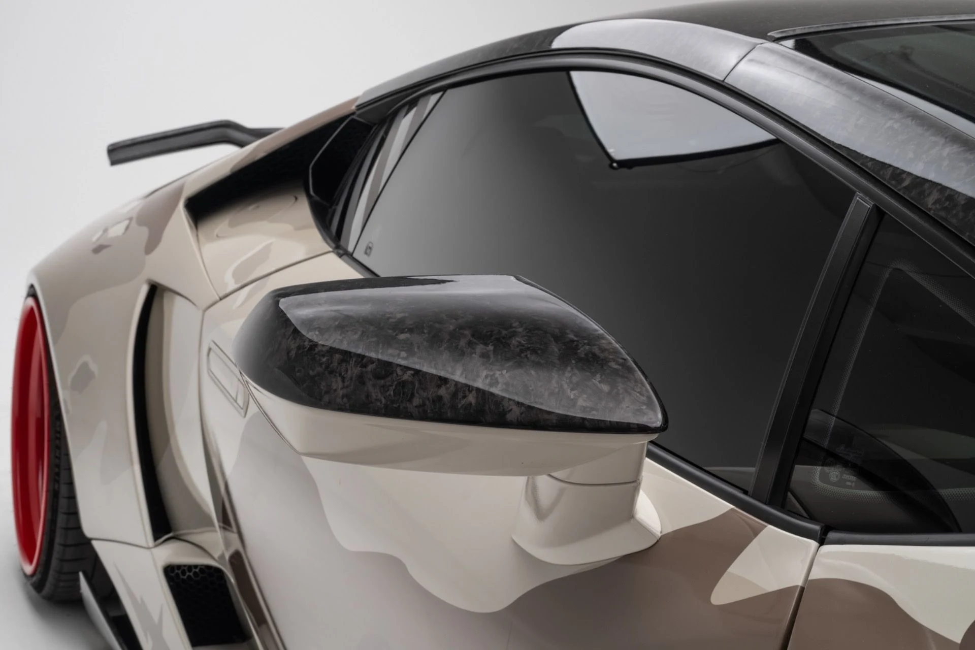 mph049_356618266_Used_2015_Lamborghini_Huracan_LP_610_4_1777064645_426d4b6455