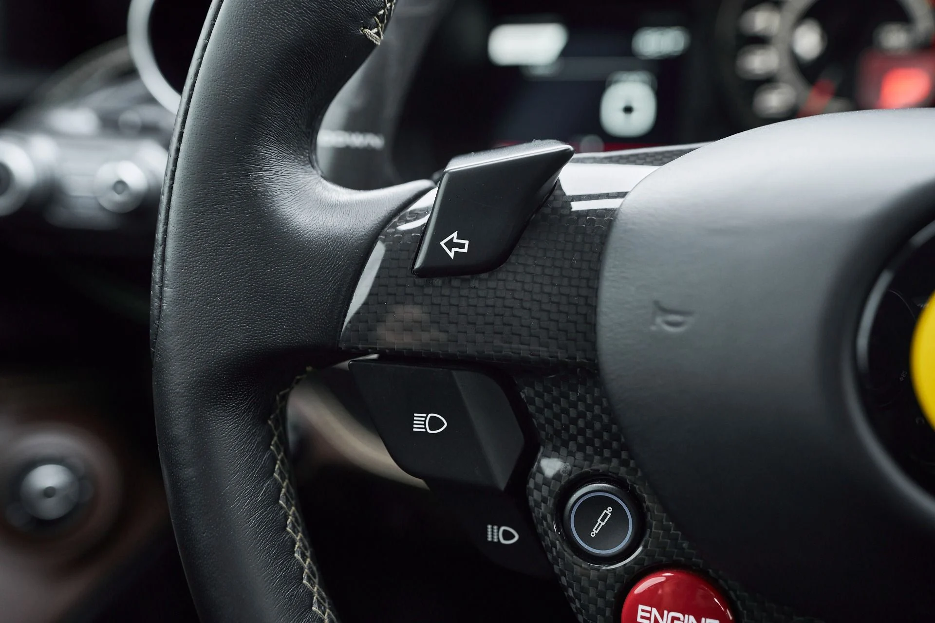 mph049_3582175859_Used_2020_Ferrari_F8_Tributo_Base_1761597681_a6d4726d25