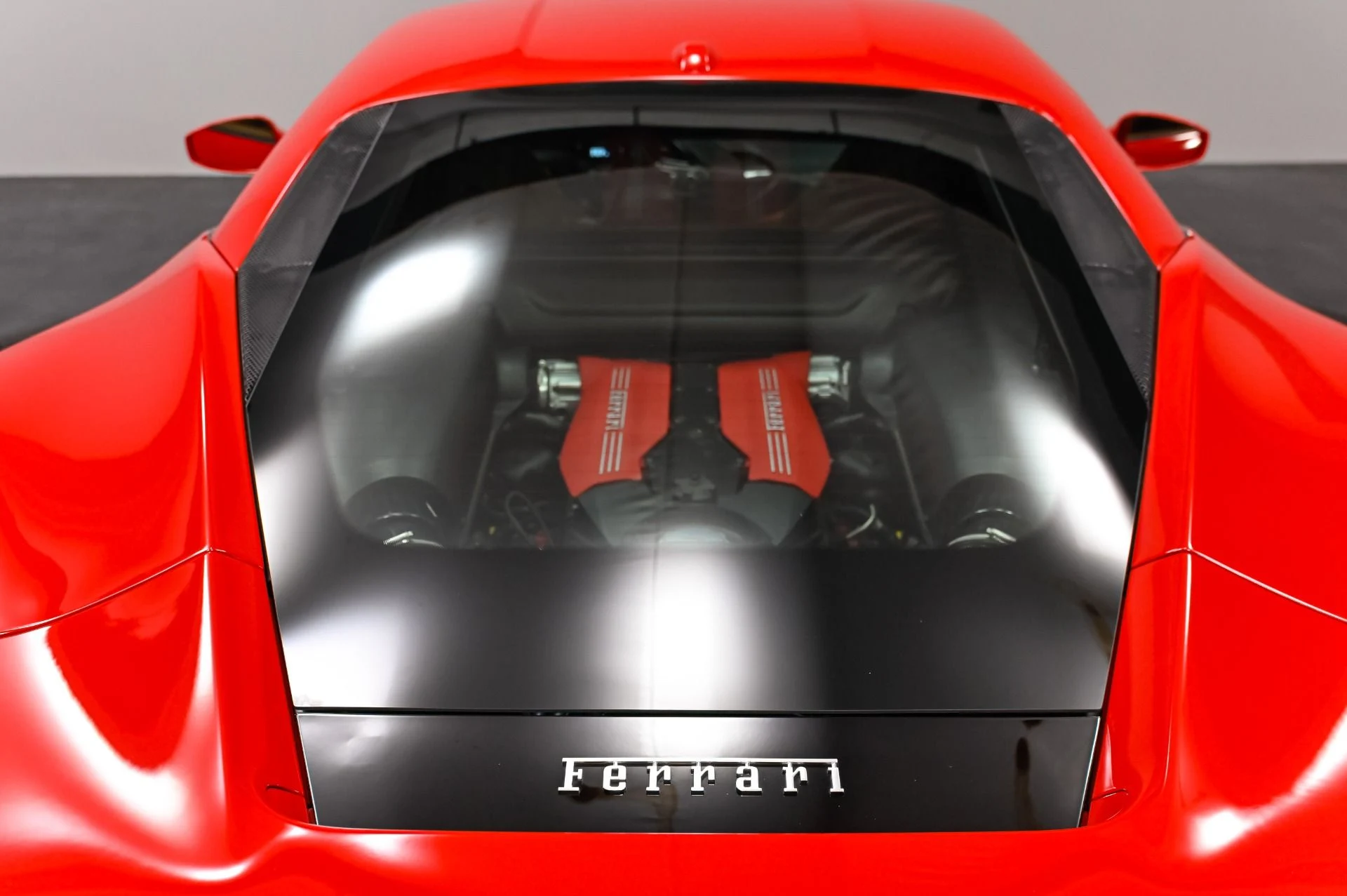 mph049_3614748688_Used_2018_Ferrari_488_GTB_Base_1788410889_12aad5da12