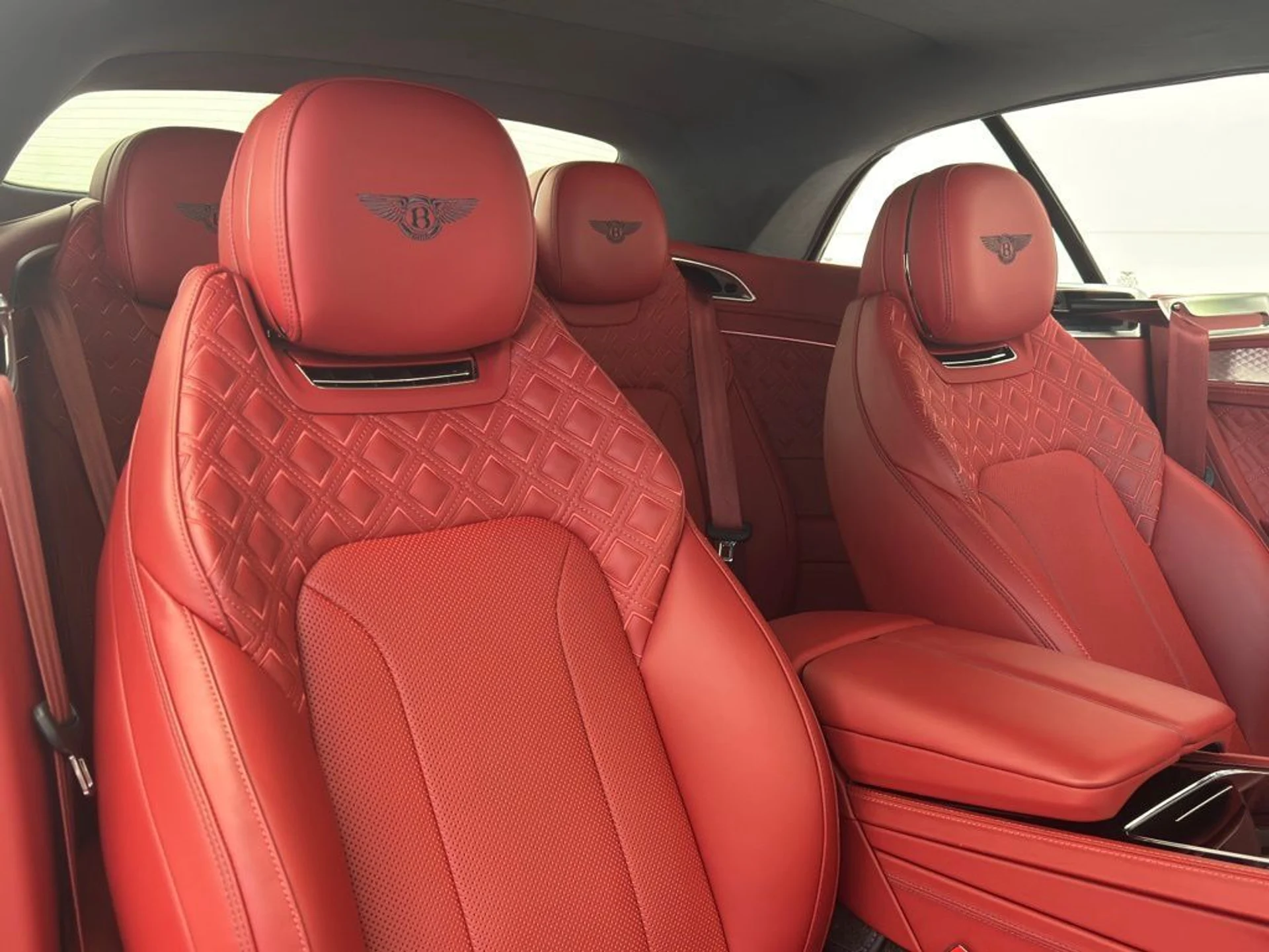 mph049_3646562855_ksxh5ic6n5626chc8oiwqsl9tzox_945c6c1c78