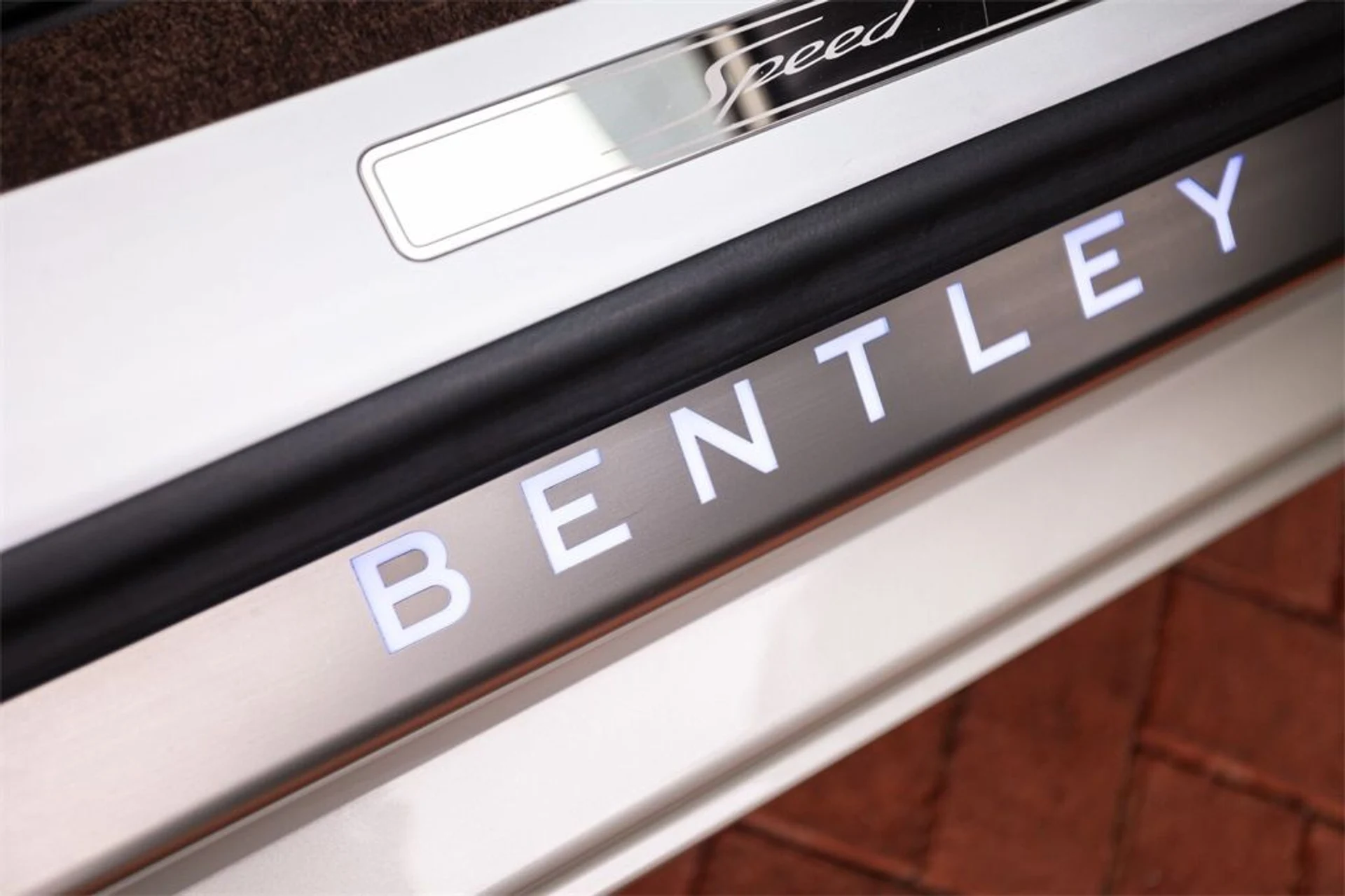 mph049_3647205945_d62b43b01af15130132c770c2b37585a_13016124be