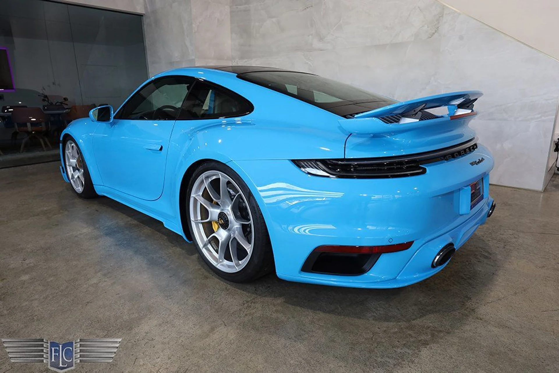 mph049_3647234147_used_2022_porsche_911_turboscoupe_9689_23016612_50_1024_e971c95930