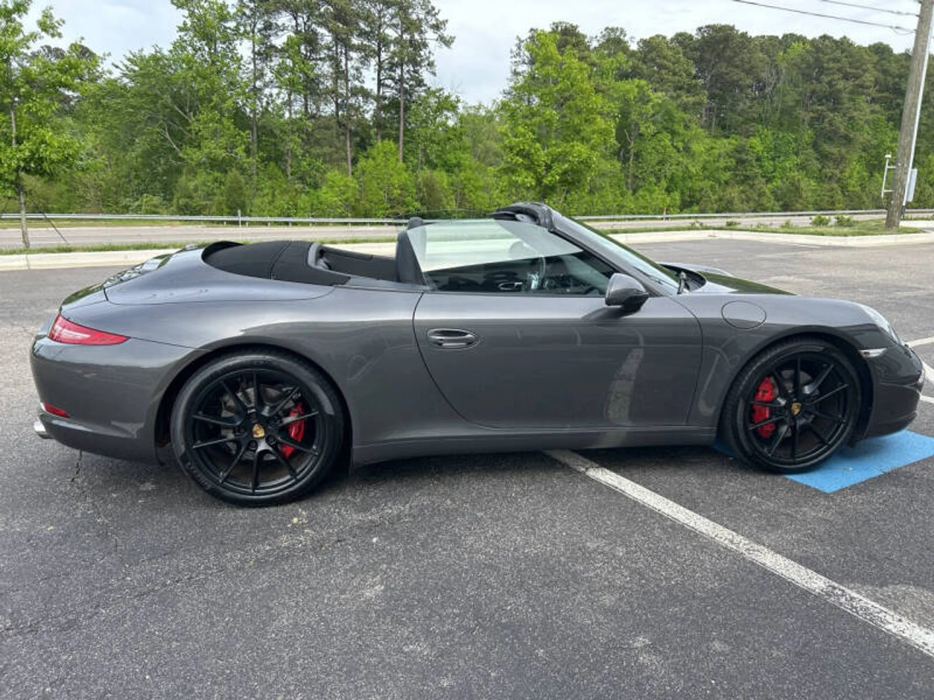 mph049_3652239521_2016_porsche_911_carrera_s_2dr_convertible_4c06fe0d68